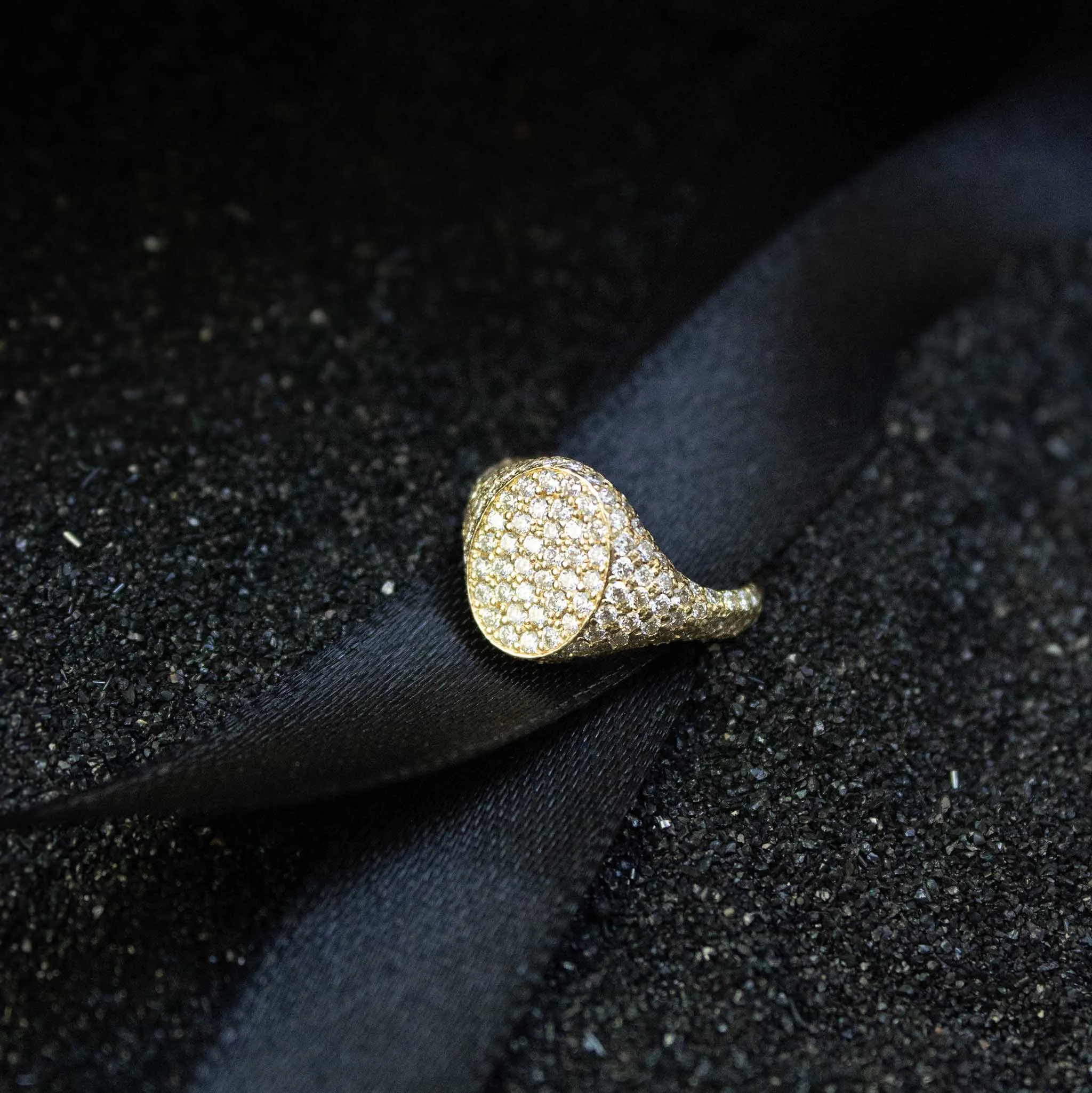 14k Full Pavé Diamond Oval Signet Ring