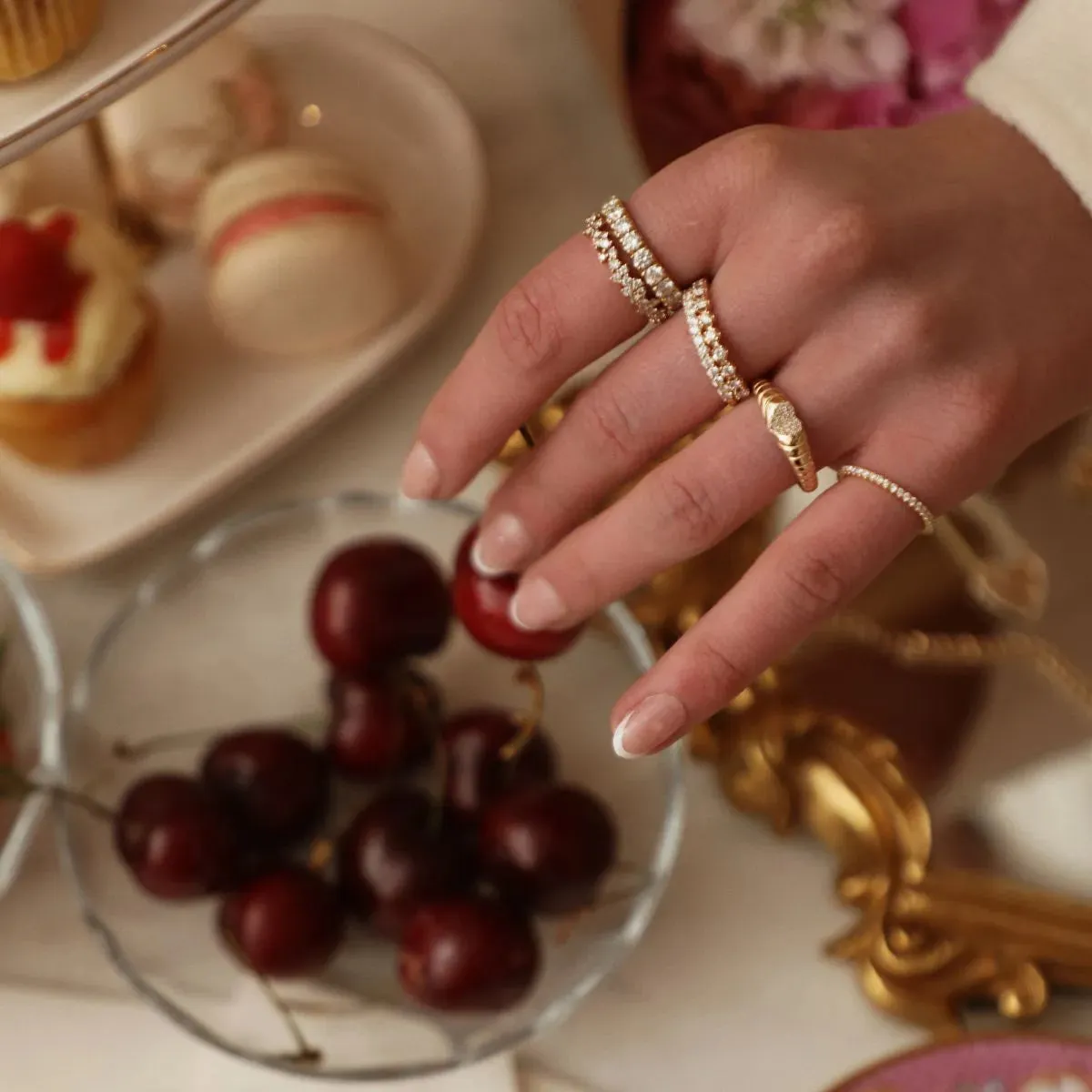 14k Gold & Diamond Heart Signet Ring