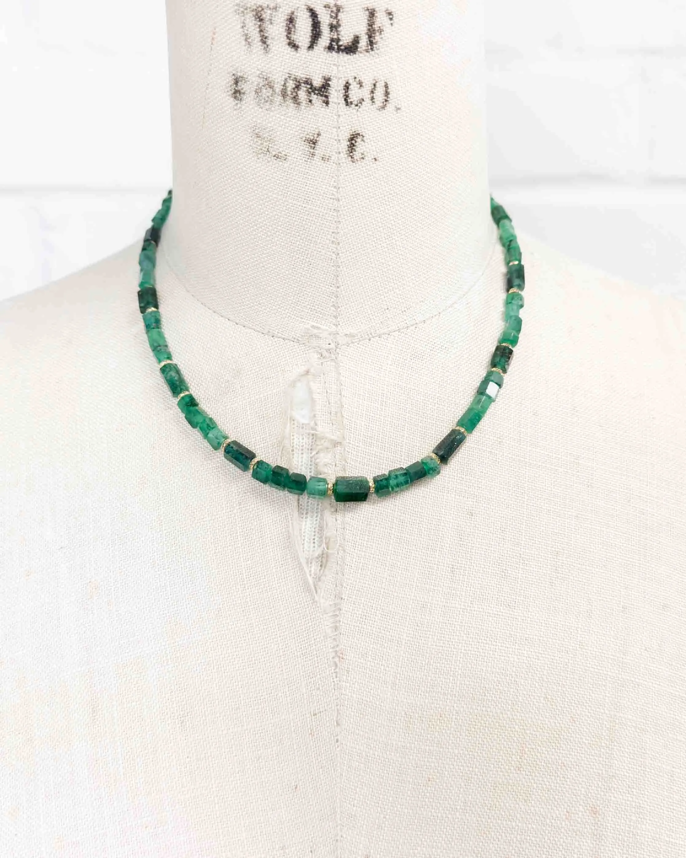 14k Gold Natural Emerald Nugget Collar Necklace