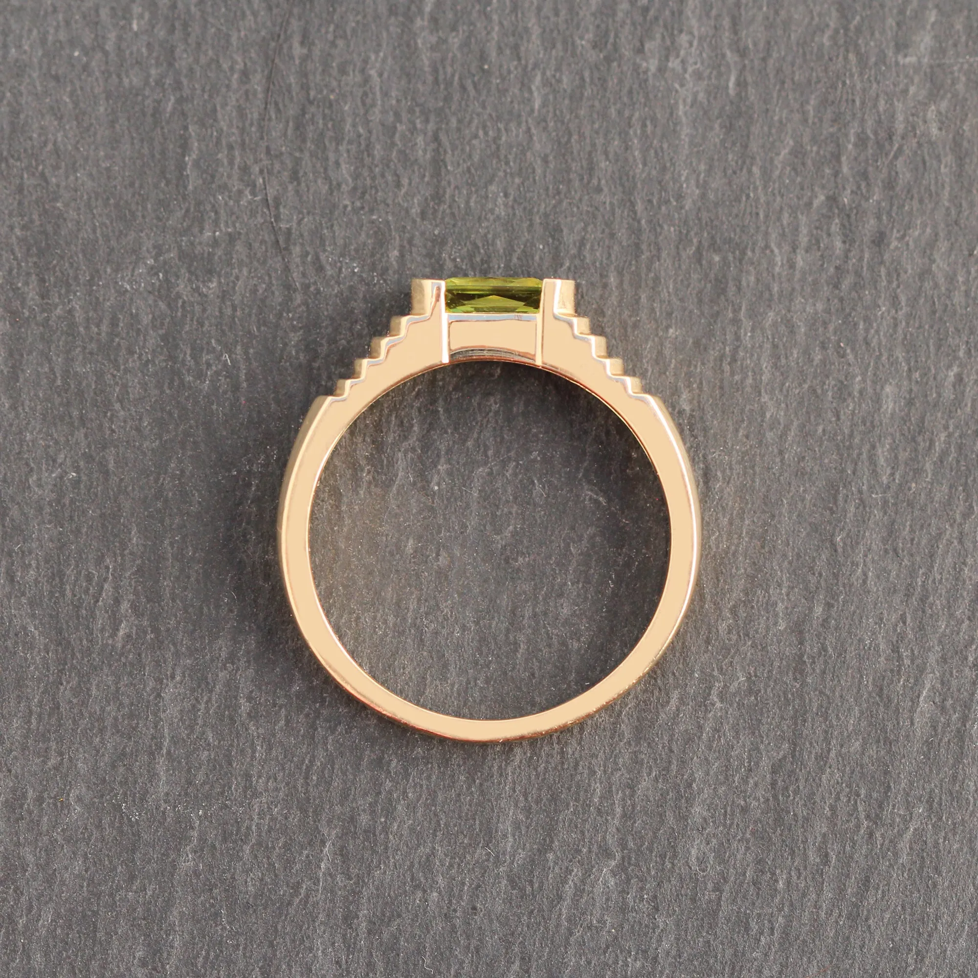 14k Gold   Peridot Step Signet Ring
