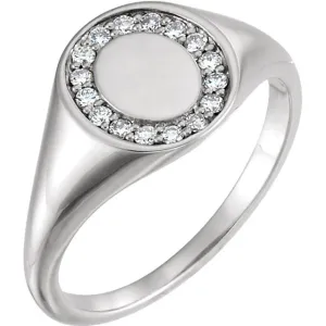 14k White Gold 1/6 CTW Diamond Signet Ring, Size 7