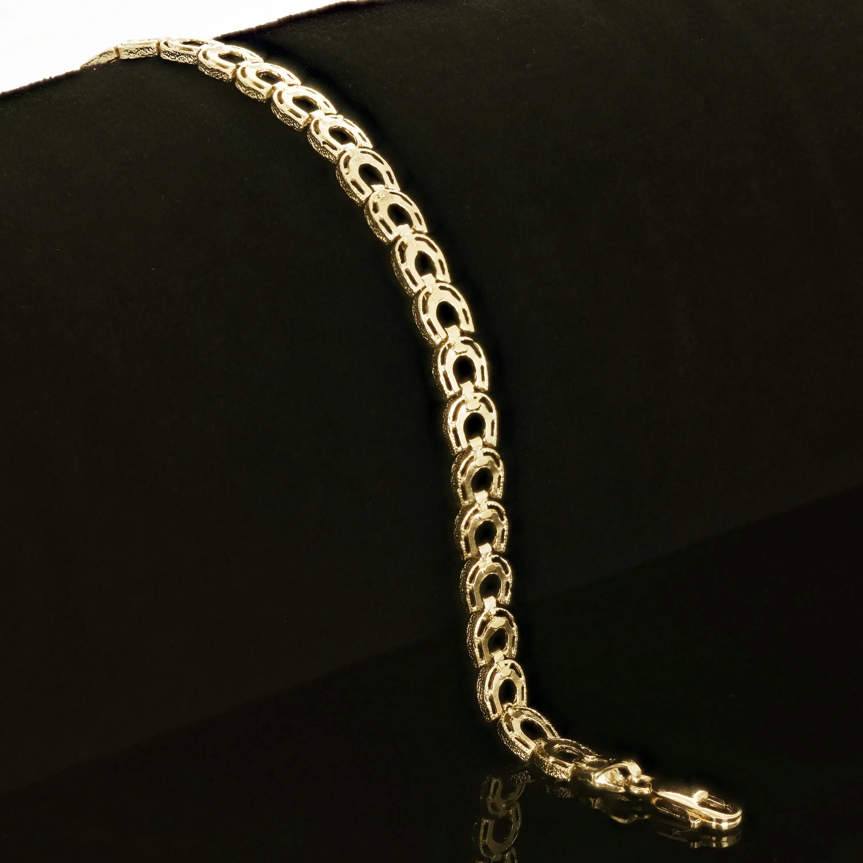 14k Yellow or White Gold Solid Diamond Cut Horse Shoe Bracelet 6.4mm Various Lengths