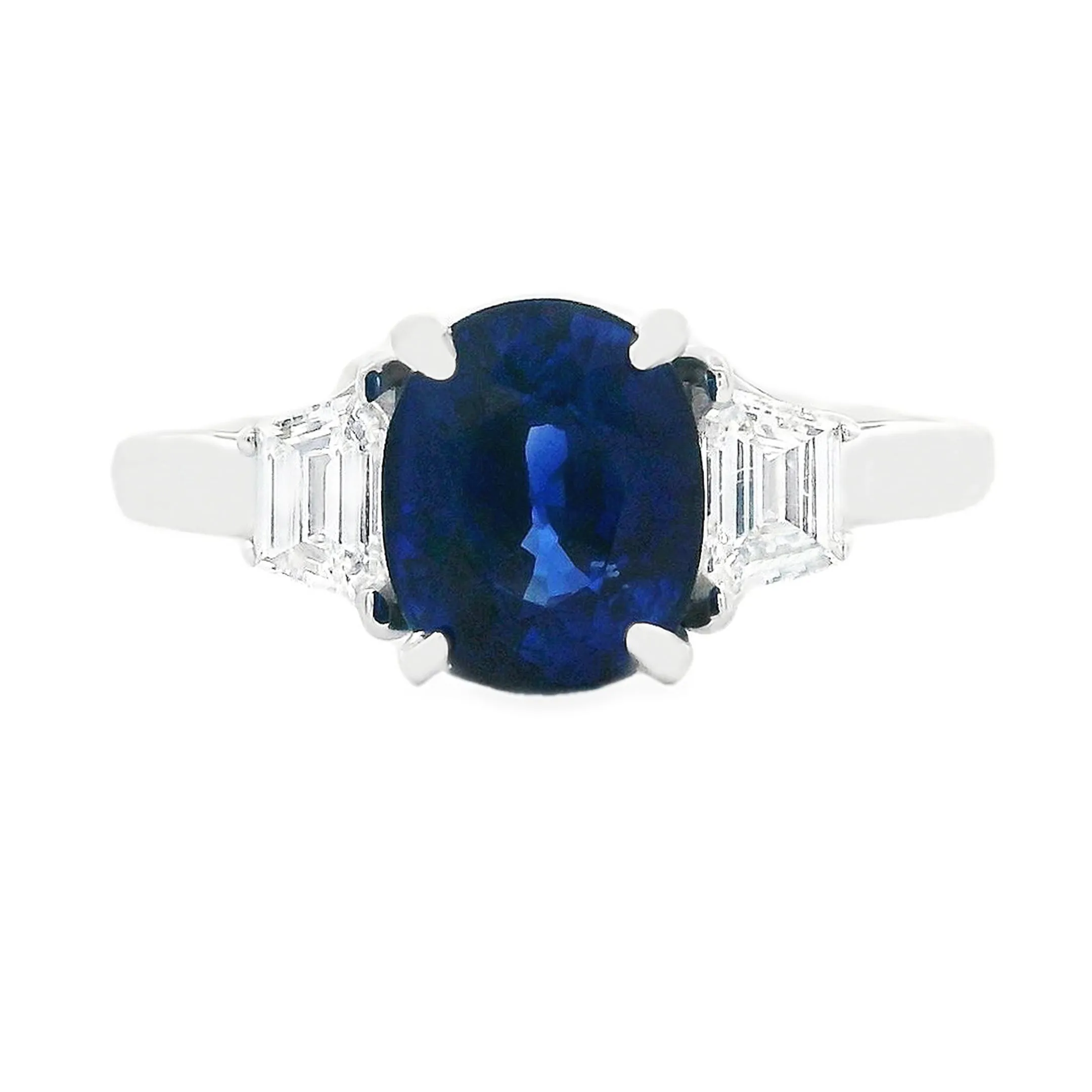 18k White Gold Diamond & Sapphire Ring