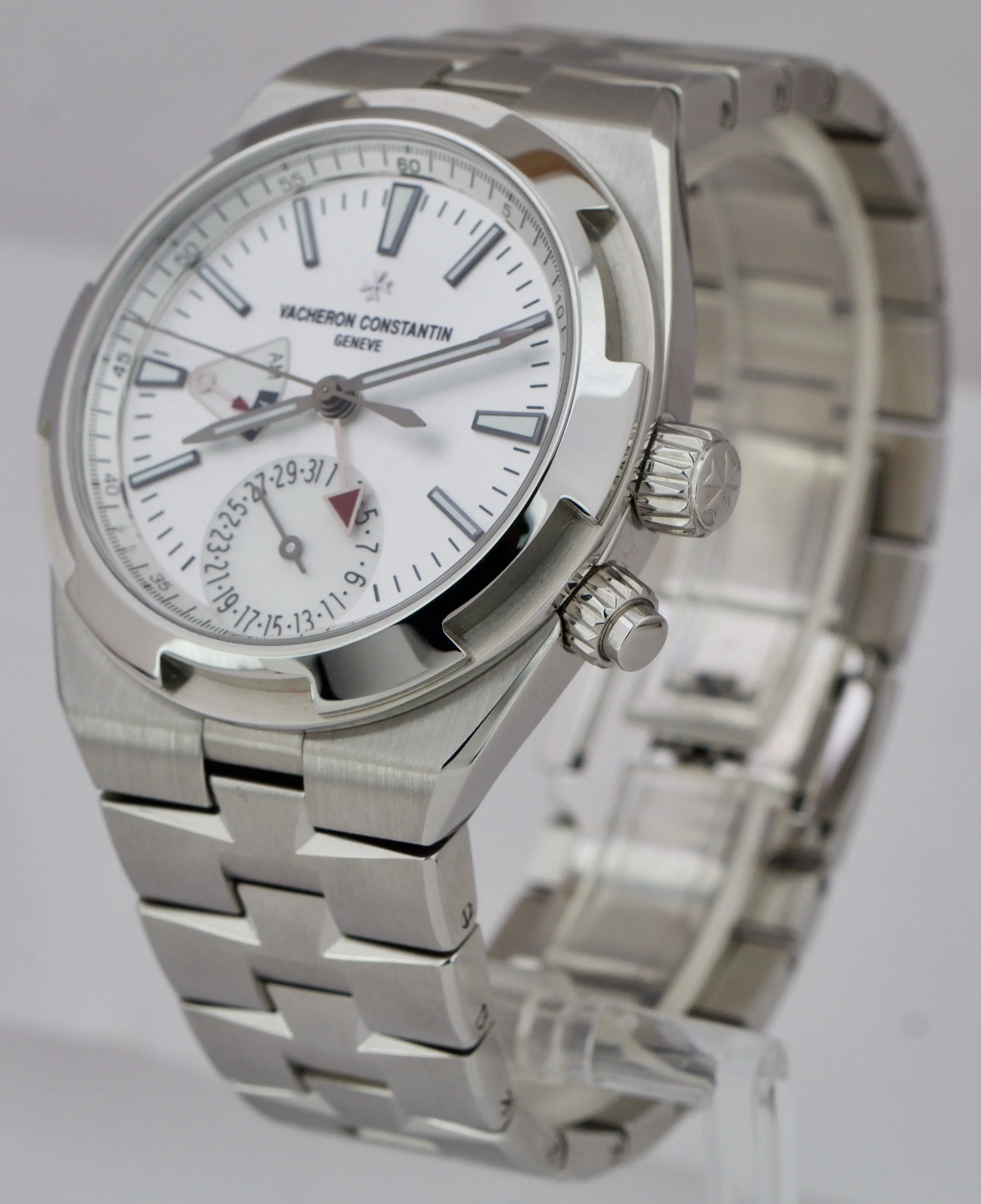2021 Vacheron Constantin Overseas Silver Stainless 41mm Watch 7900V/110A-B333