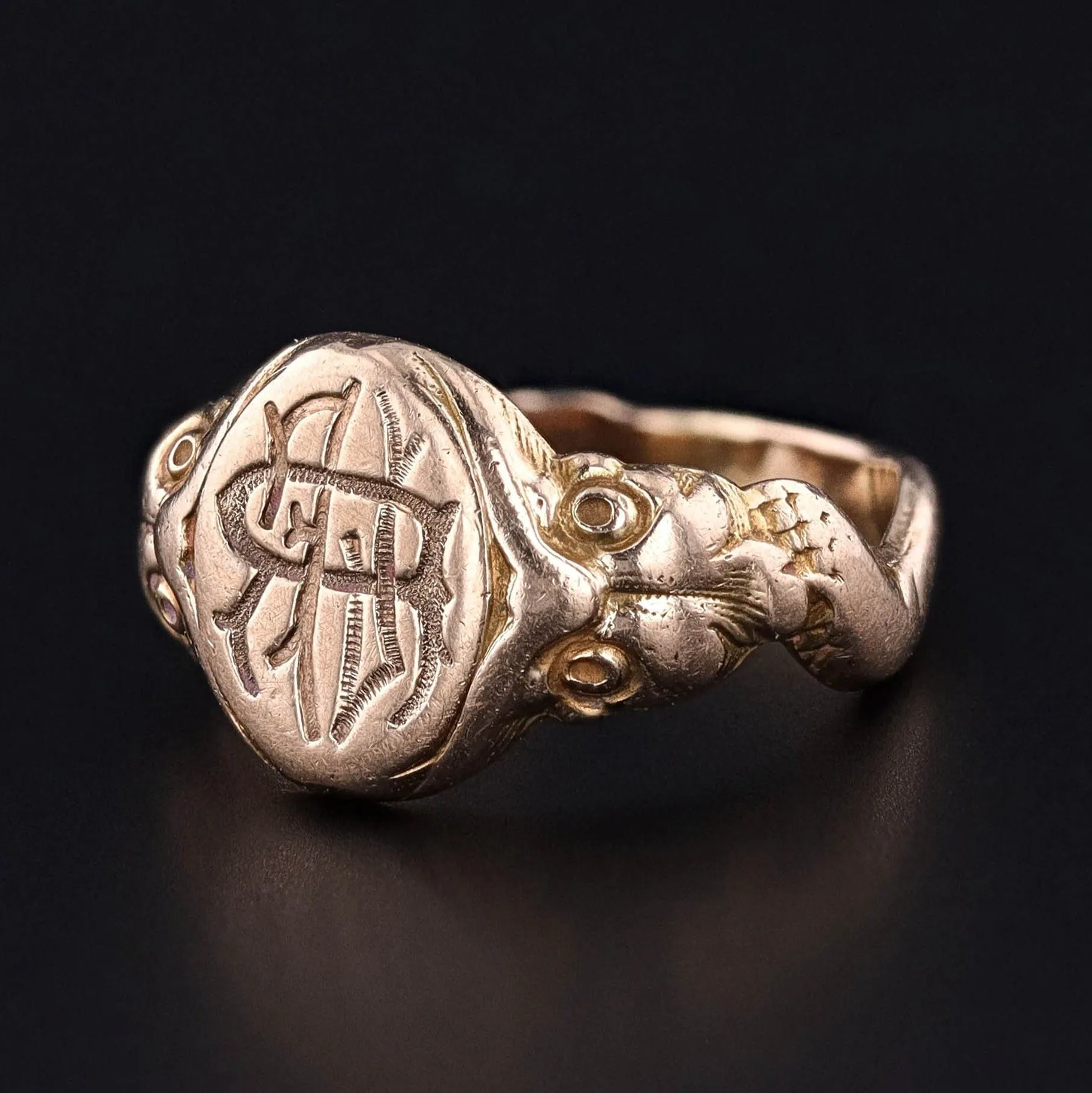 Antique Figural Signet Ring of 10k Gold