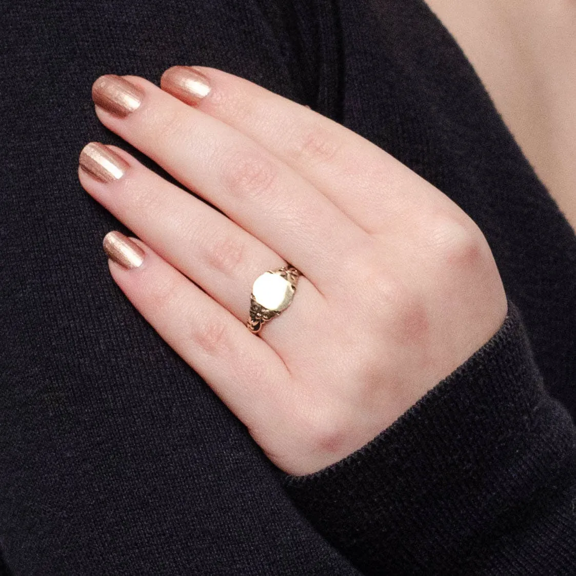 Antique Signet Ring of 10k Gold