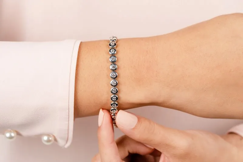 Bezel Set Lab-Grown Diamond Tennis Bracelet with 1.08 ct.(finished) 2mm