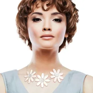 Buy Ivory-color Daisy Necklace Set - Perfect Accessory for Summer