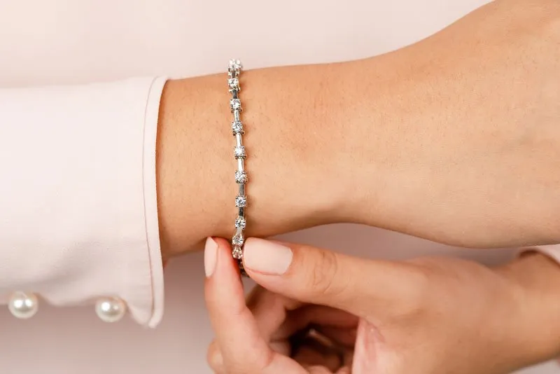 Classic Solid Rectangle Link Lab-Grown Diamond Bracelet with 4.94 ct.(finished) 4.1mm