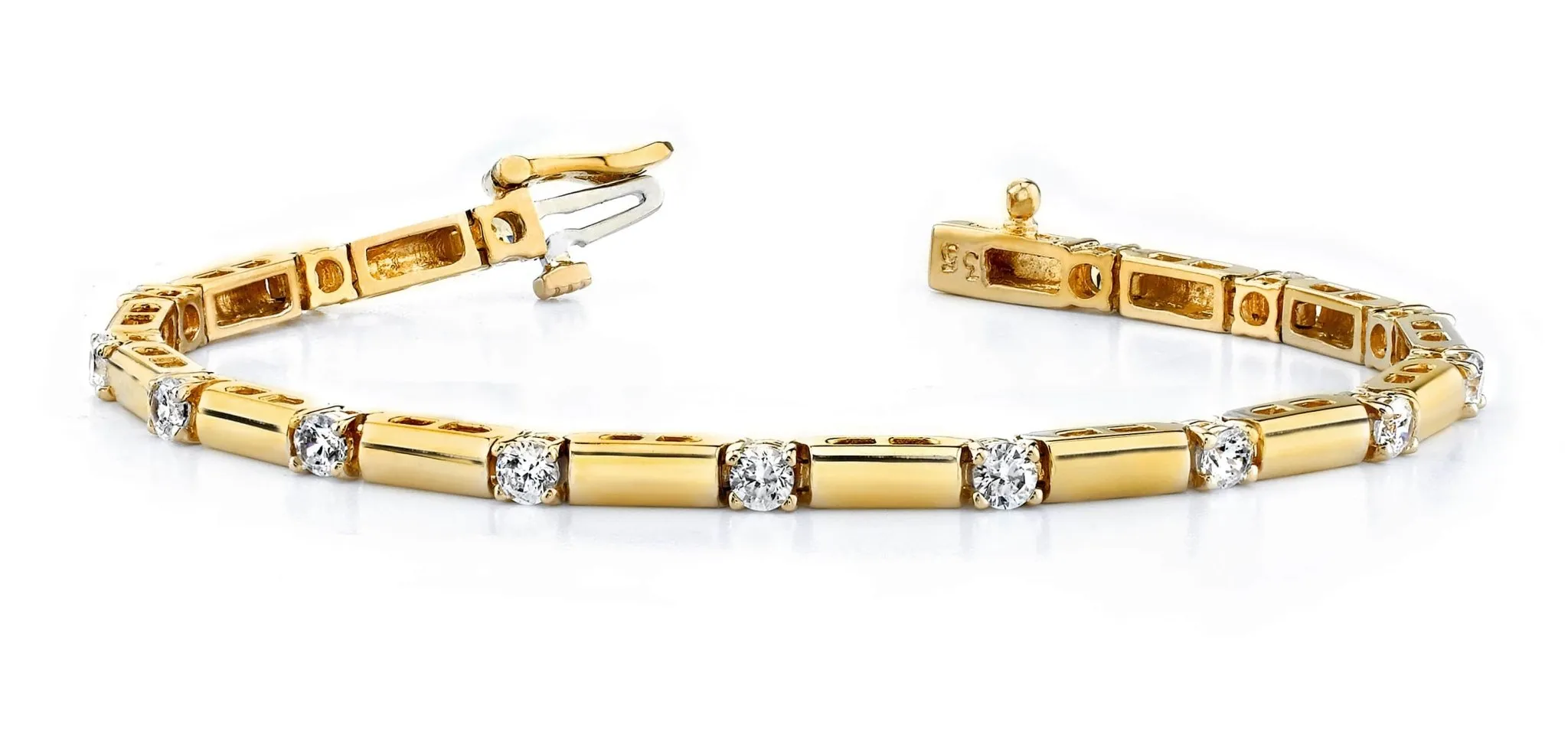 Clean Design Diamond And Bar Lab-Grown Diamond Bracelet with 0.95 ct.(finished) 2.25mm