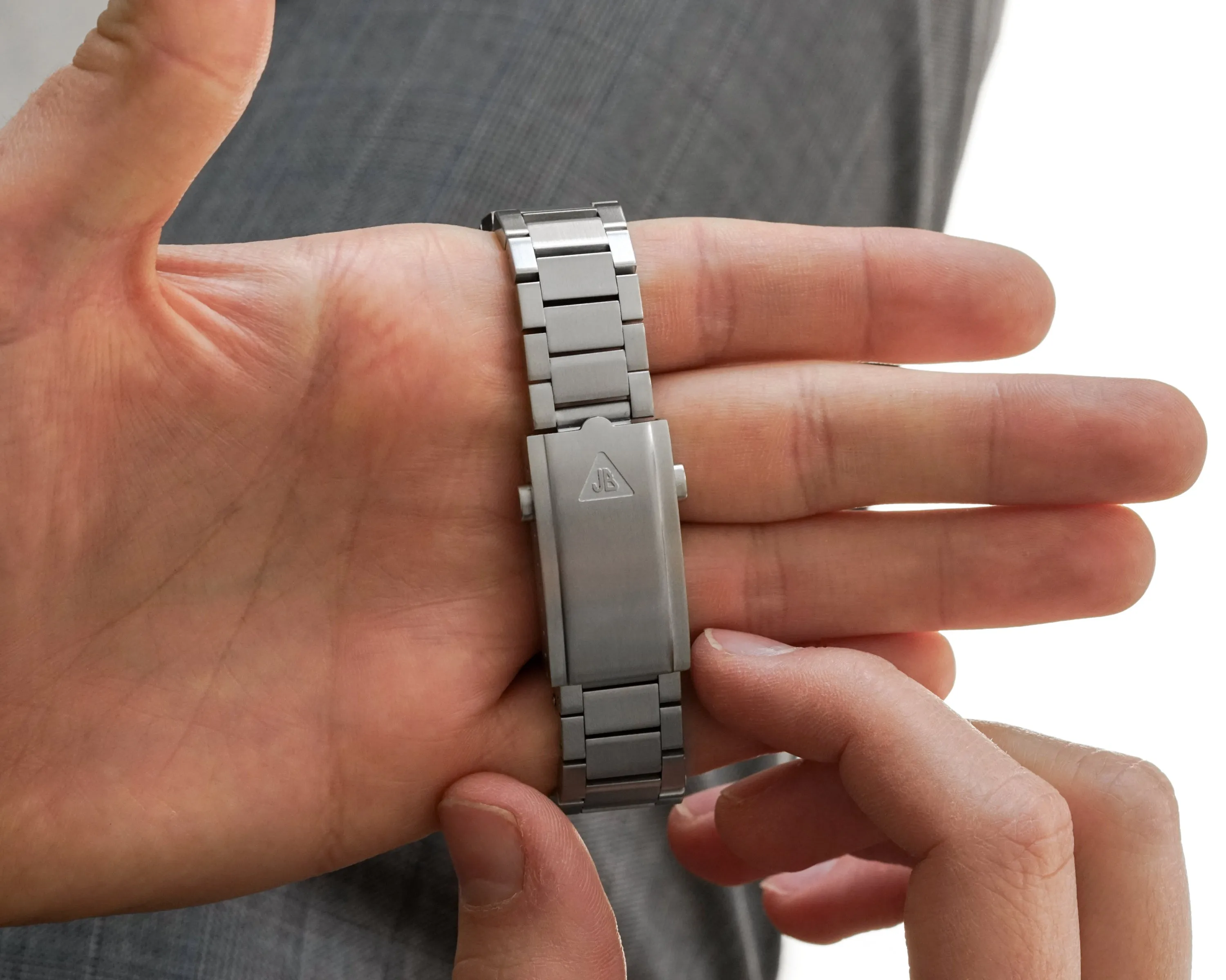 Contemporary Flat Link Bracelet for Omega Speedmaster - Fully Brushed