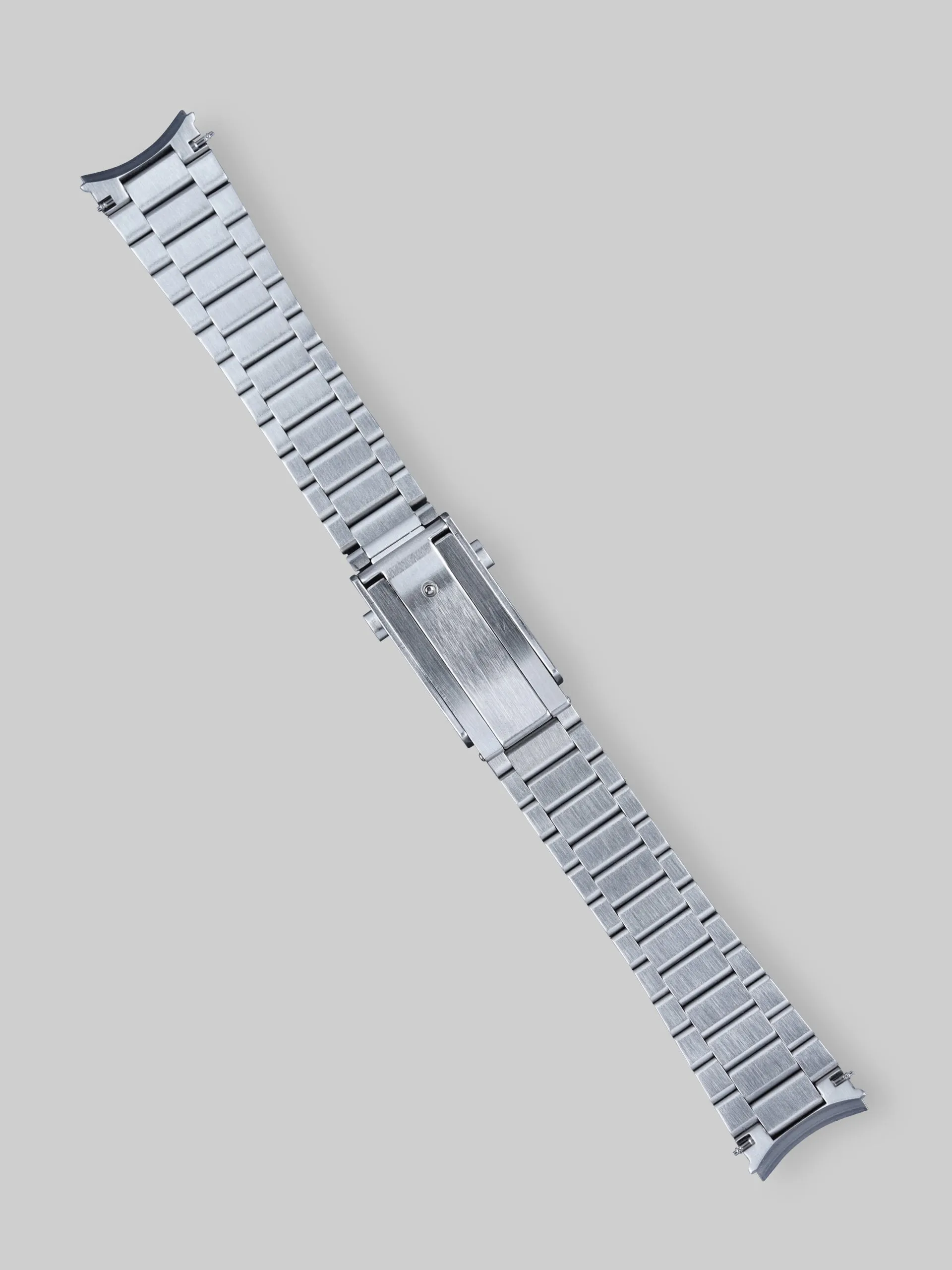 Contemporary Flat Link Bracelet for Omega Speedmaster - Fully Brushed