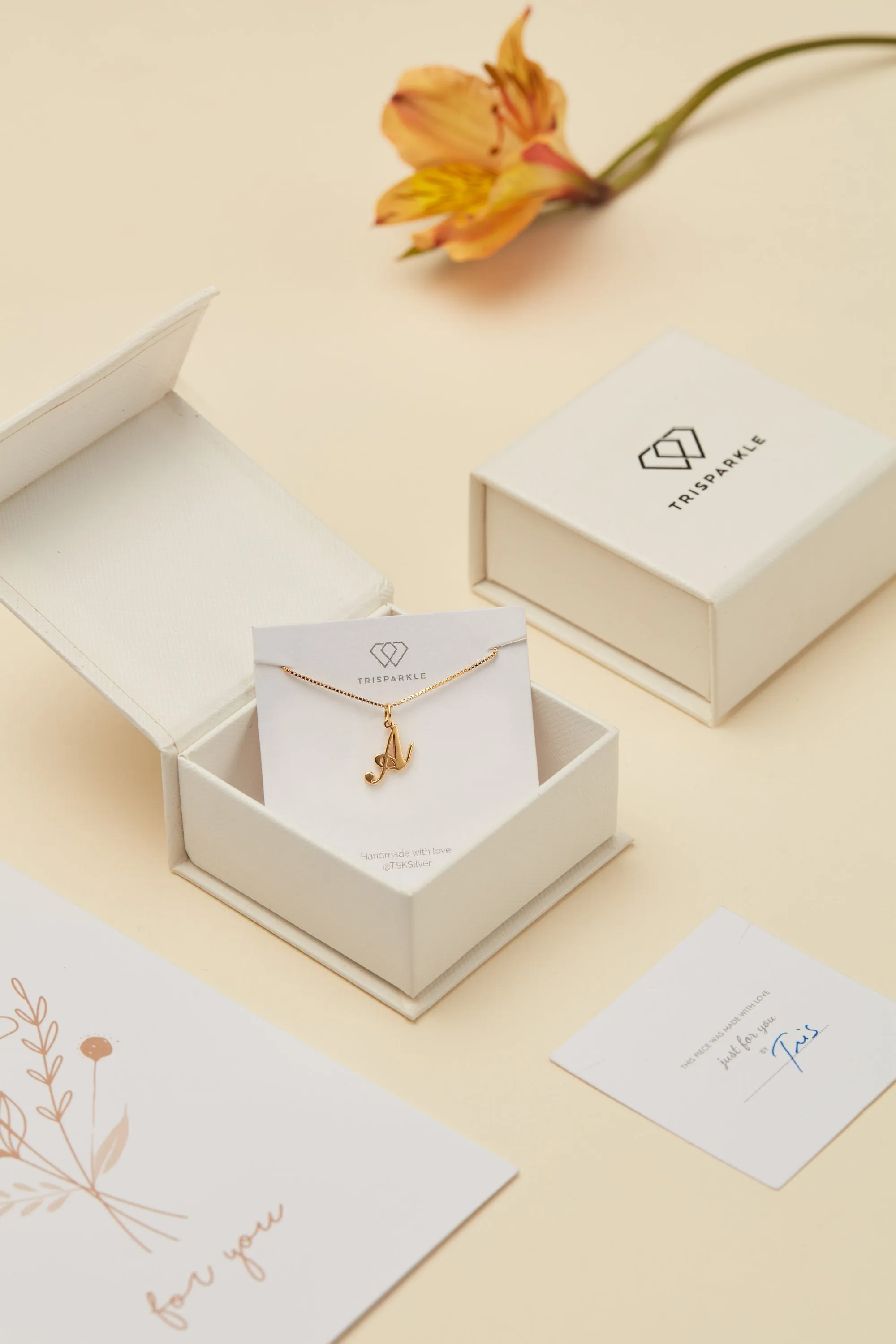 Dainty Hoop Earrings