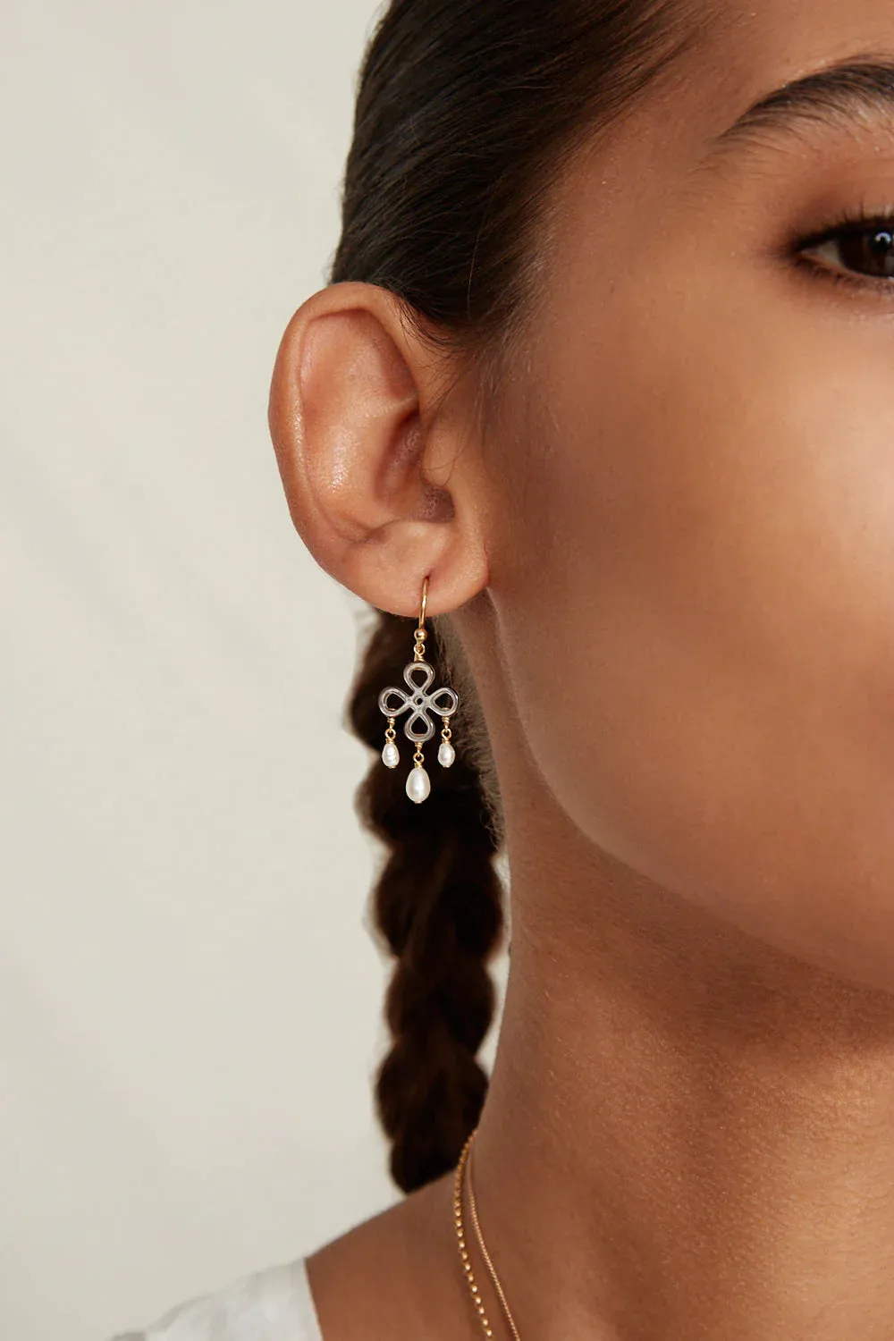 EG-5721- Clover Chandelier Earrings