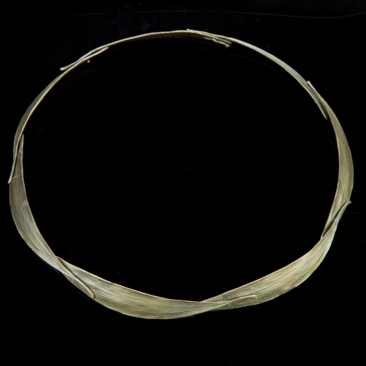 Eucalyptus Collar - 7 Leaves