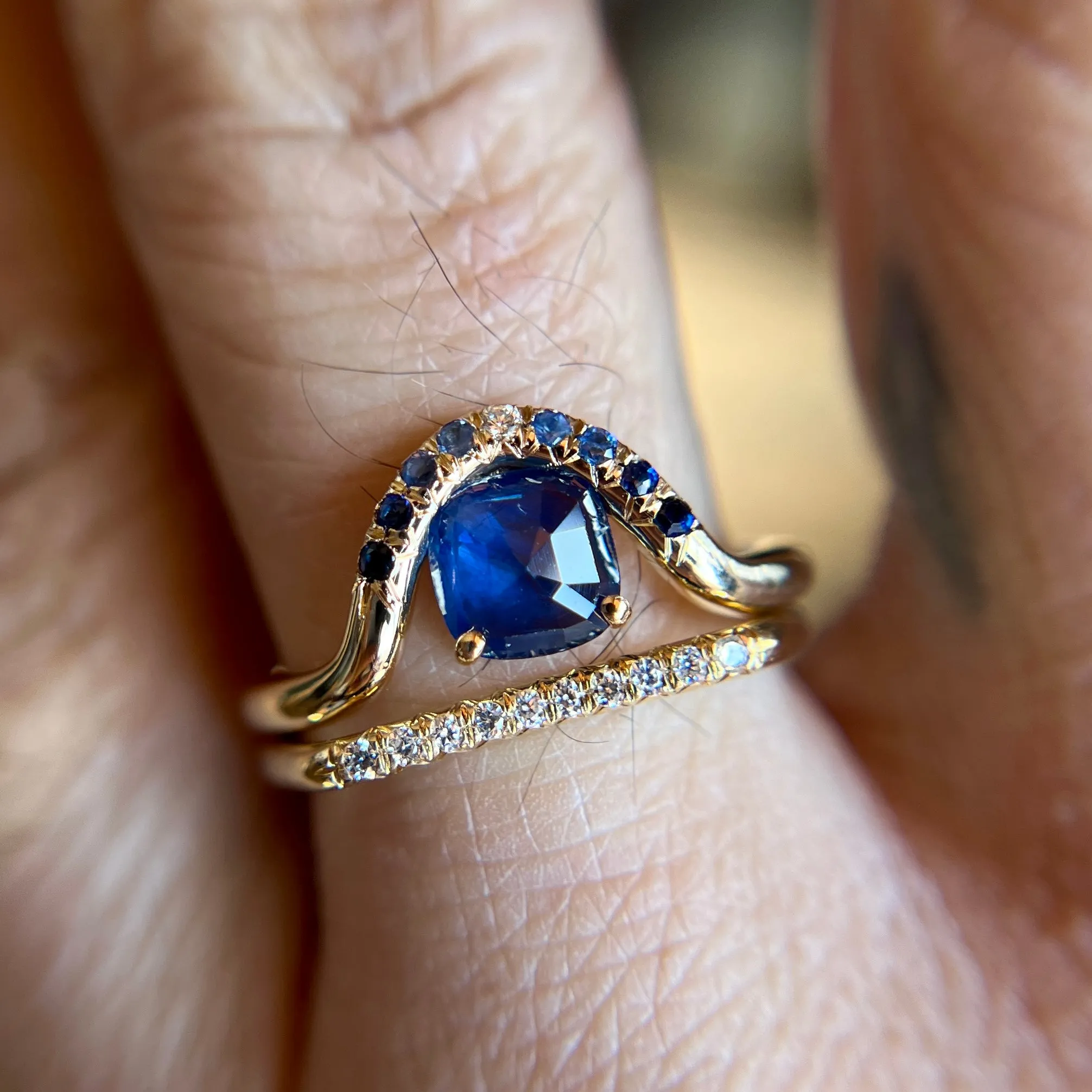Gradient Sapphire Nouveau