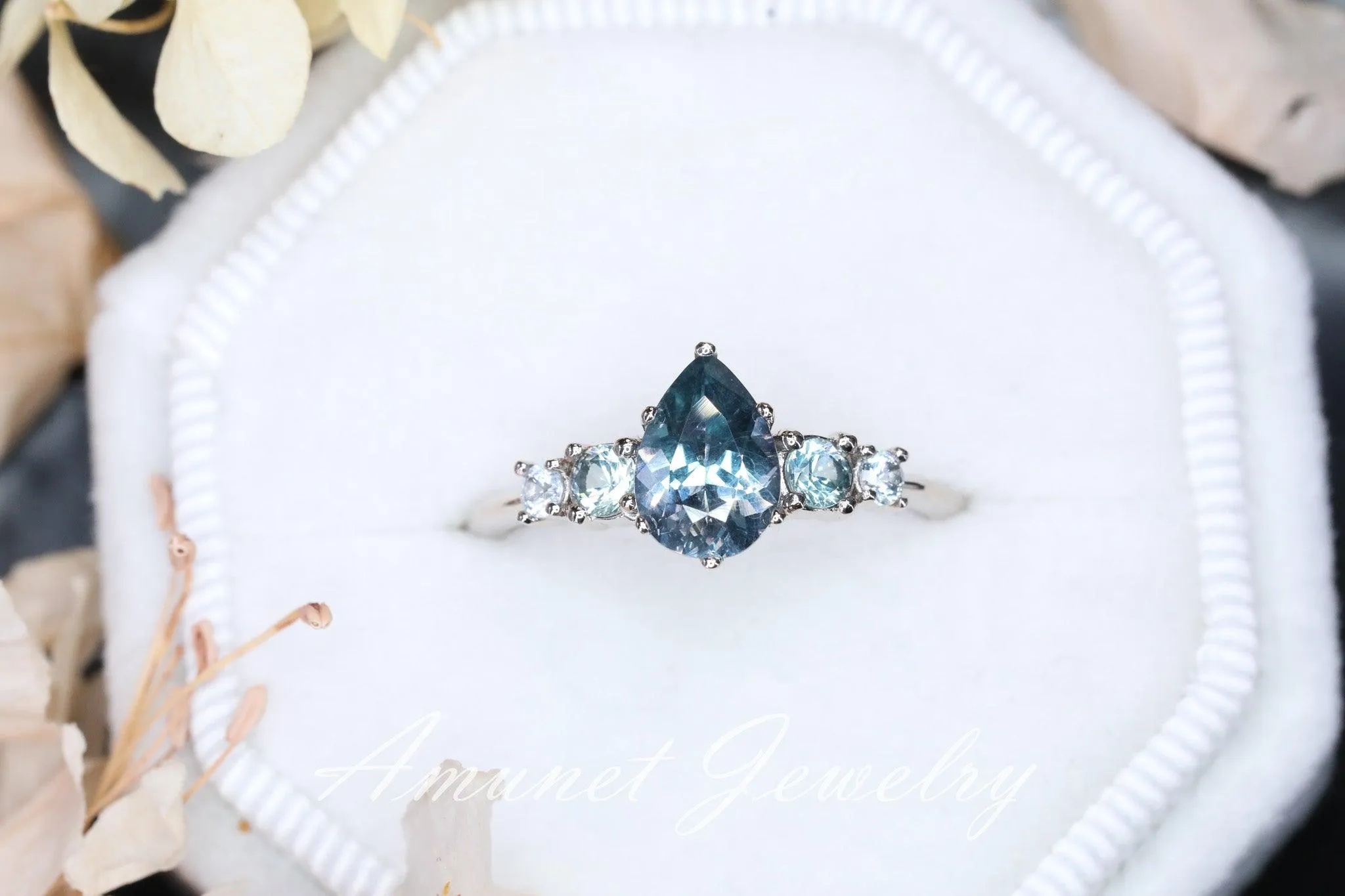 Green sapphire ring, montana sapphire ring, pear sapphire ring, engagement ring