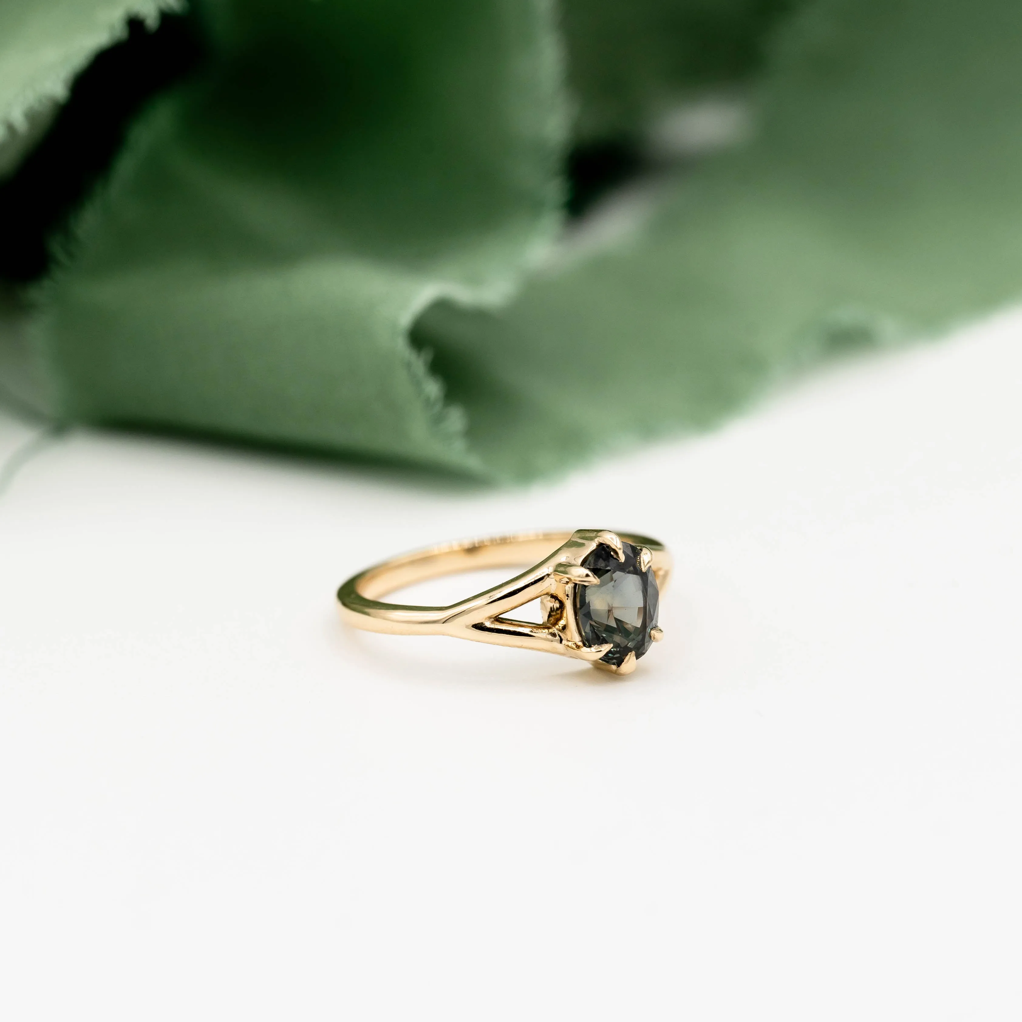 Juniper Engagement Ring | 1.53ct Oval Sapphire | 14k Yellow Gold