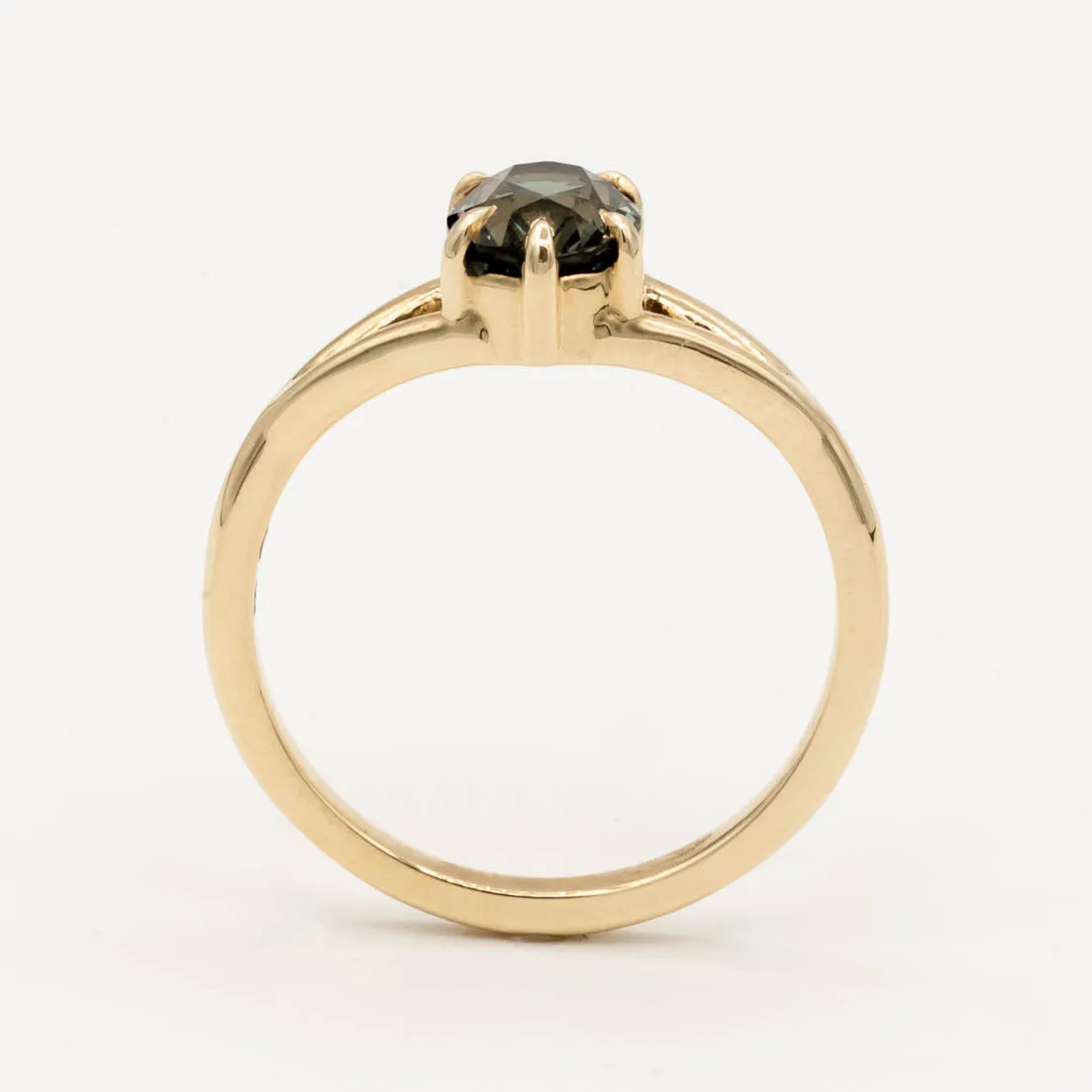 Juniper Engagement Ring | 1.53ct Oval Sapphire | 14k Yellow Gold