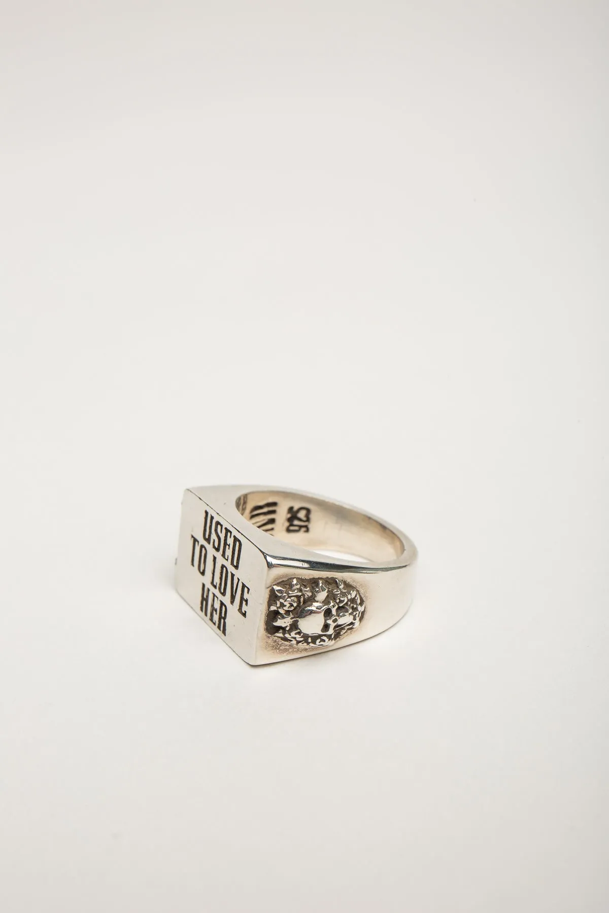 KELLY COLE | GUNS N' ROSES USED TO LOVE HER RING