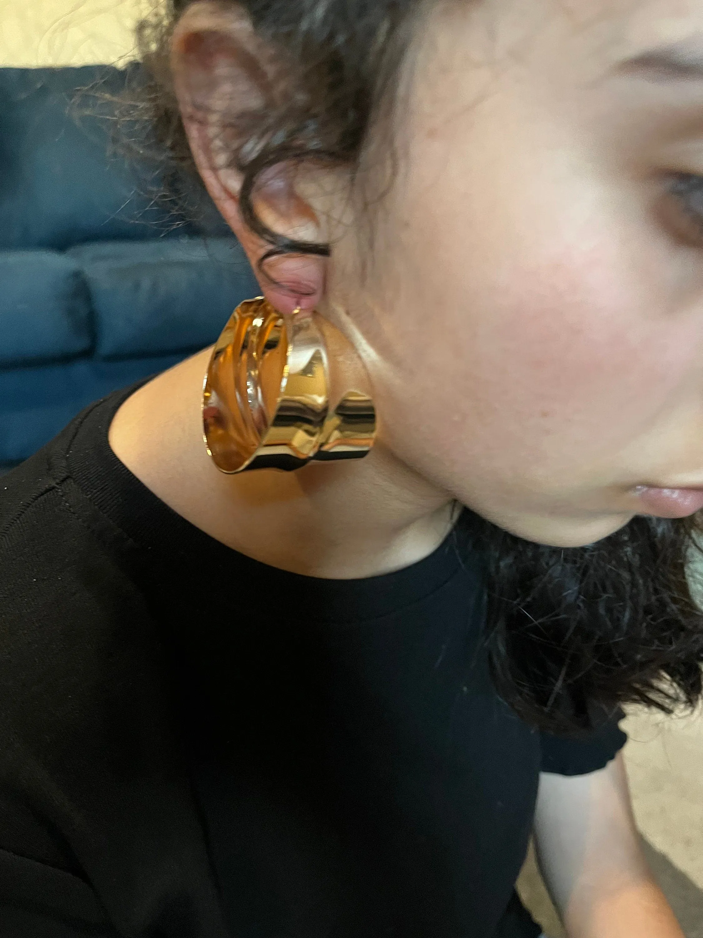 Large gold hoop earrings , huge gold hoops ,fat big gold hoop earrings , chunky round circle  gold hoop earrings