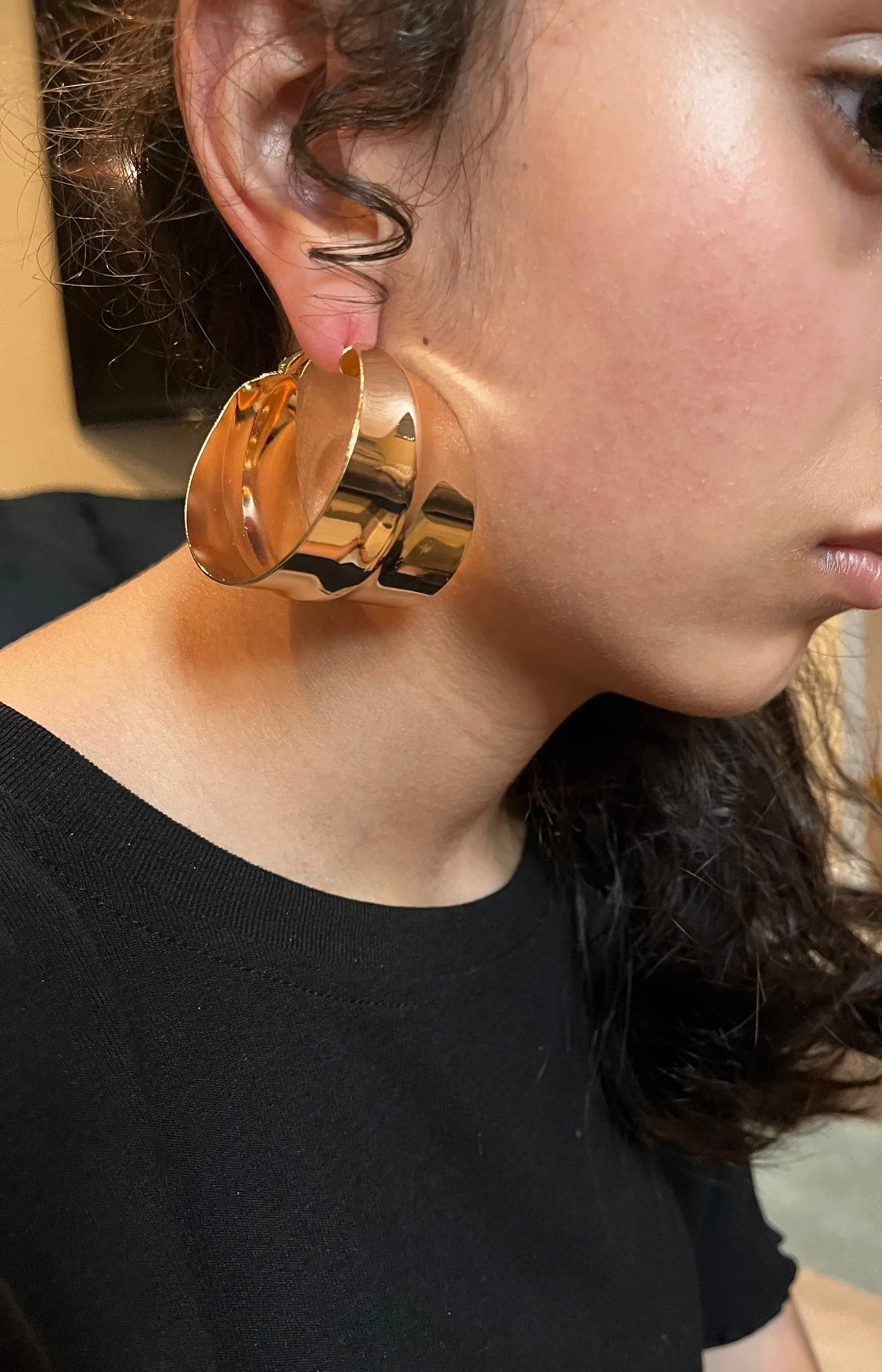 Large gold hoop earrings , huge gold hoops ,fat big gold hoop earrings , chunky round circle  gold hoop earrings