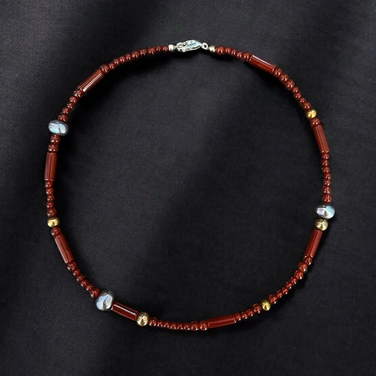 Lucent Pearl Collar Necklace