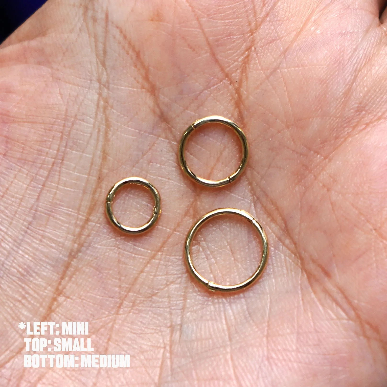 Medium Seamless Huggie Hoops / Piercing