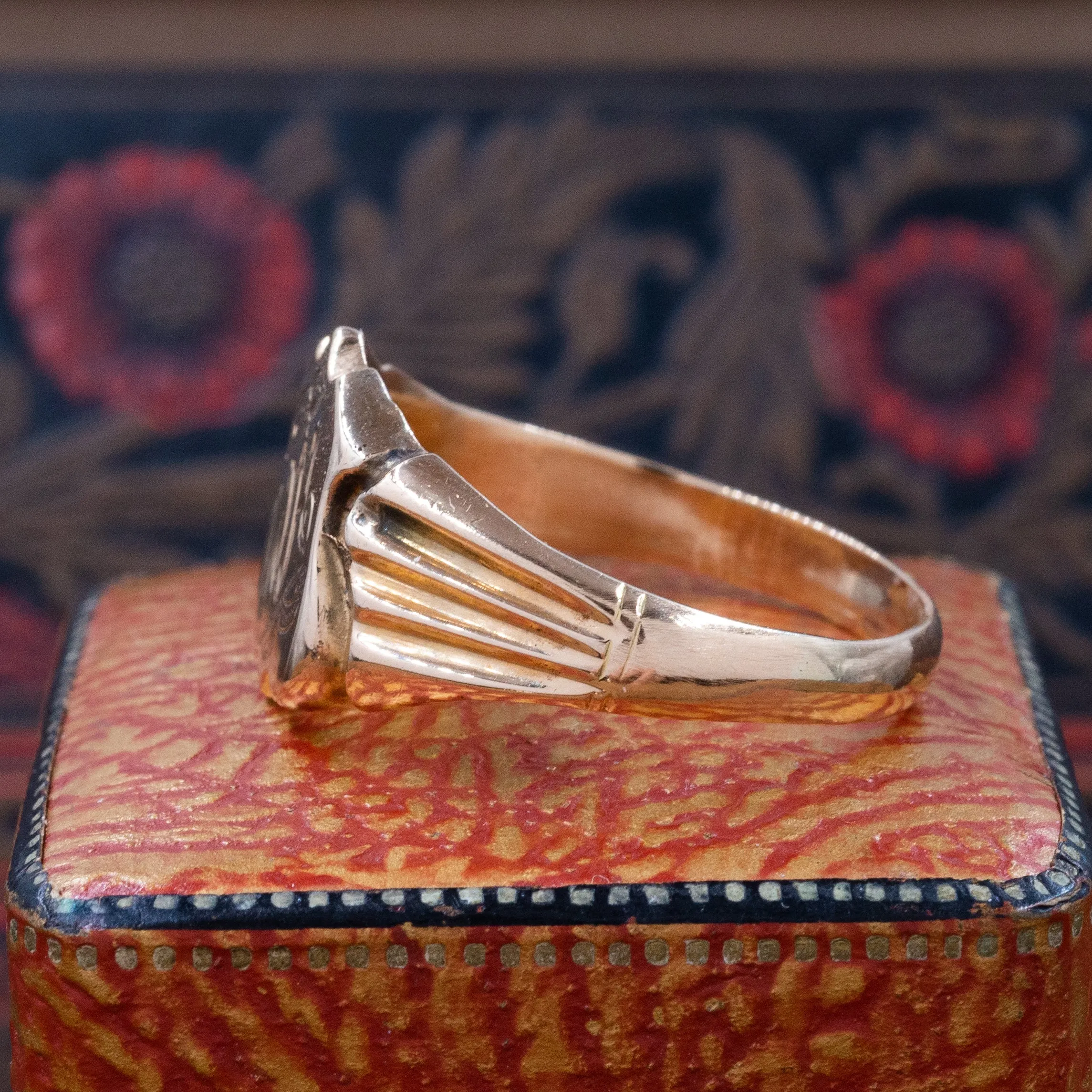Men's Signet Ring c. 1930s
