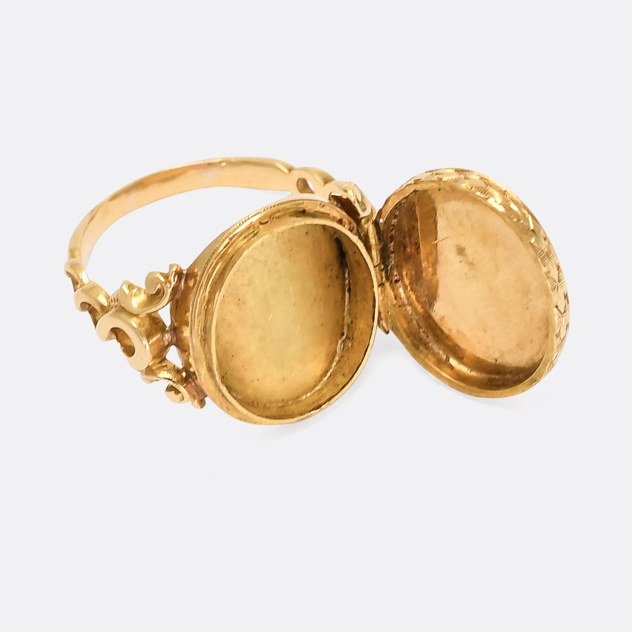 Mid-Victorian Enamel Cross "Poison Ring"