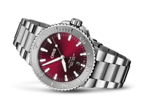 Oris Aquis Date Relief Cherry 43.5mm on Bracelet