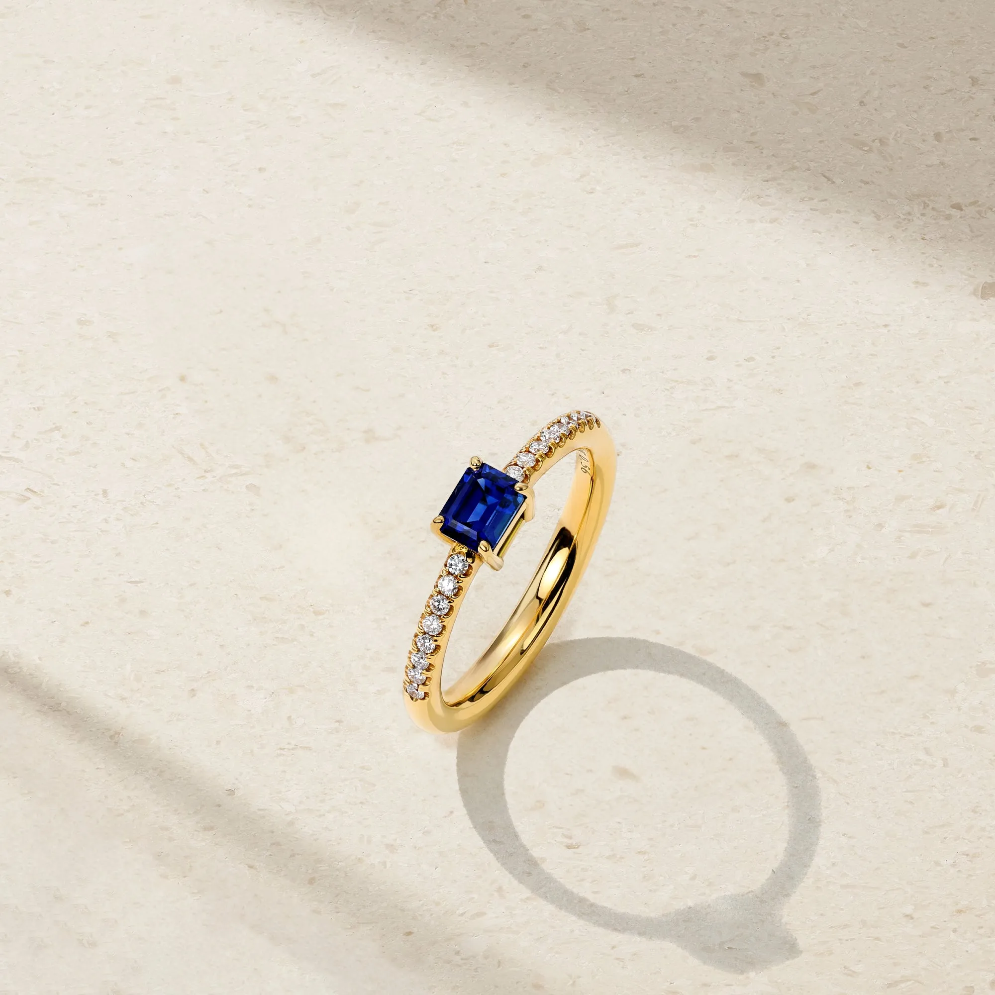 Petite Nouveau Sapphire Ring