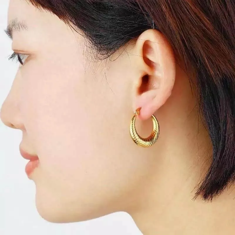 Pretty Girl Hoops