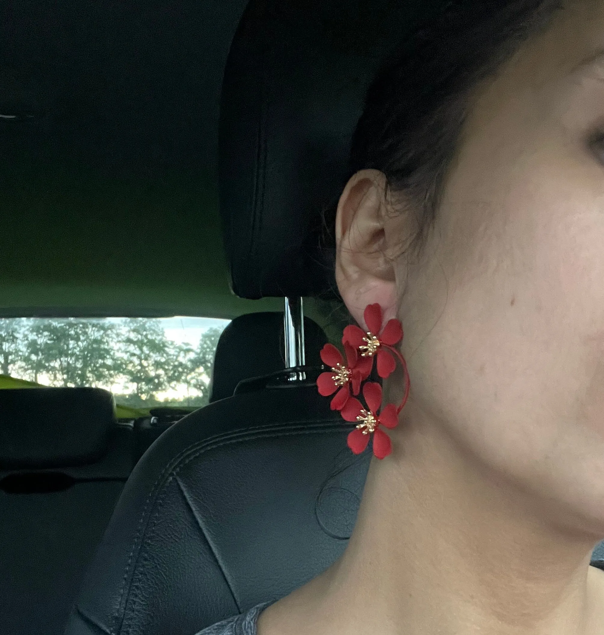 Red flower earrings , red stud big petal earrings , red floral earrings , large red studs  , sunflower earrings