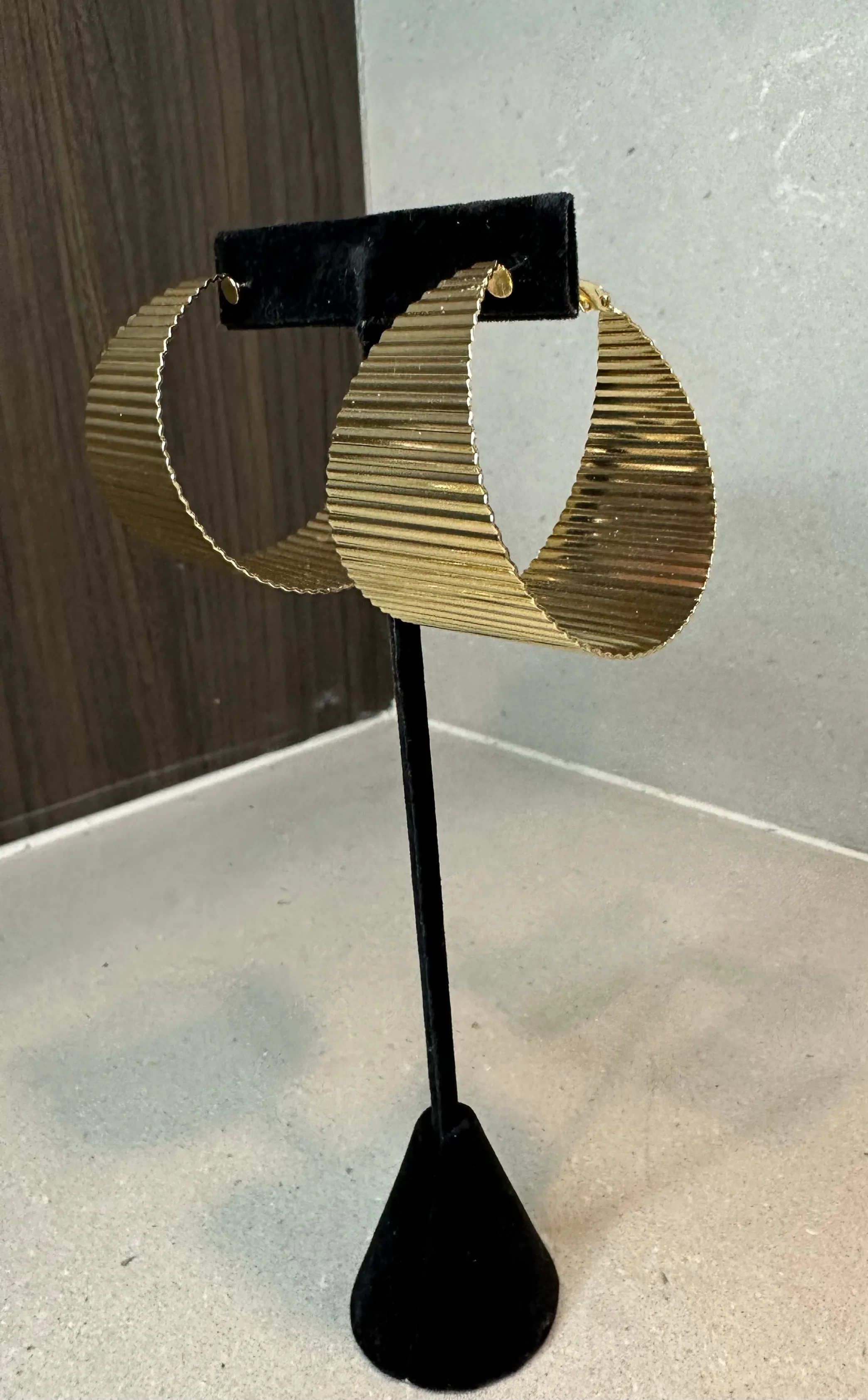 ROLLUM EARRINGS