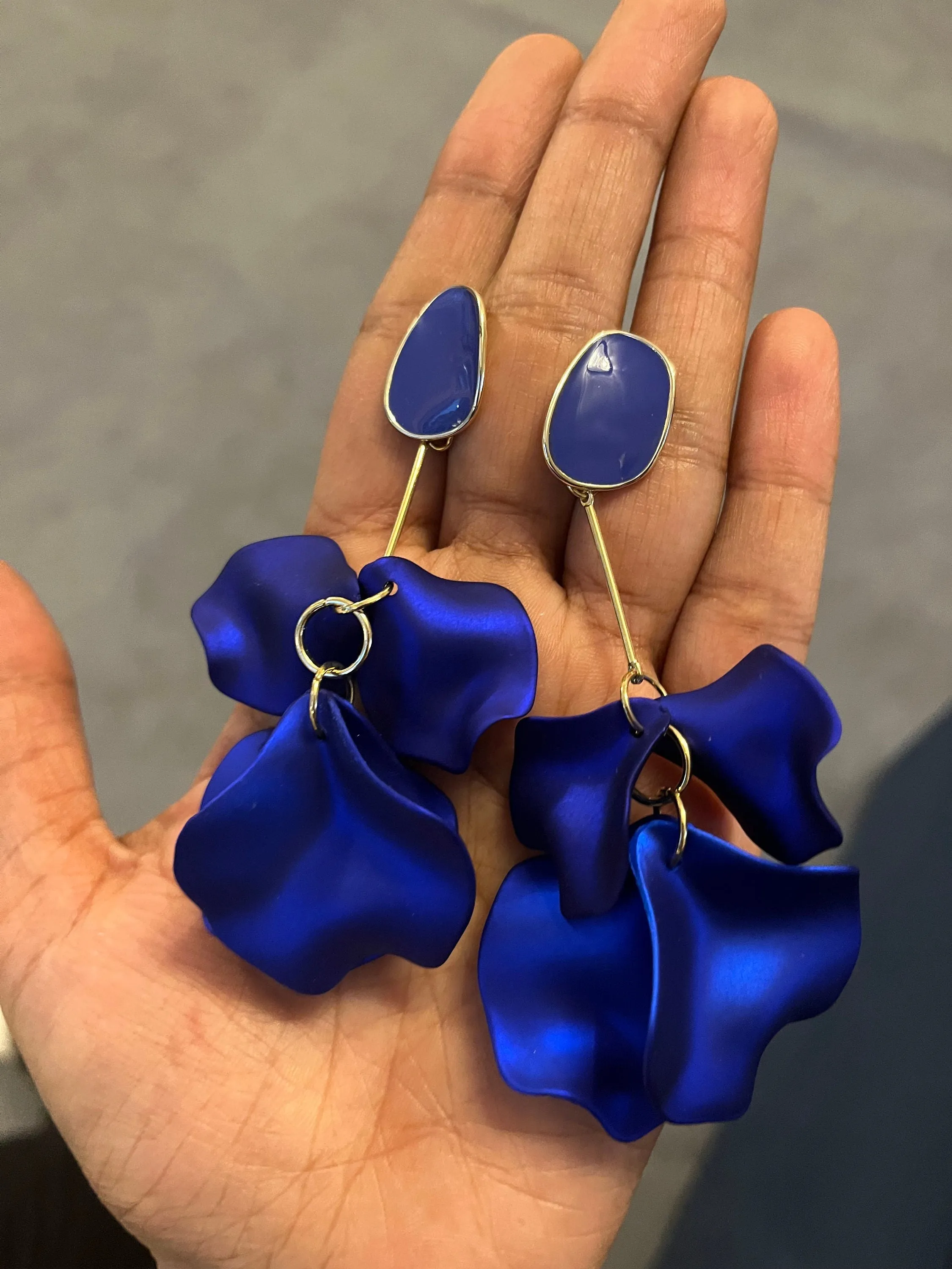 Royal blue earrings , blue petal earrings , blue flower earrings , long blue earrings , blue wedding earrings , large blue earrings