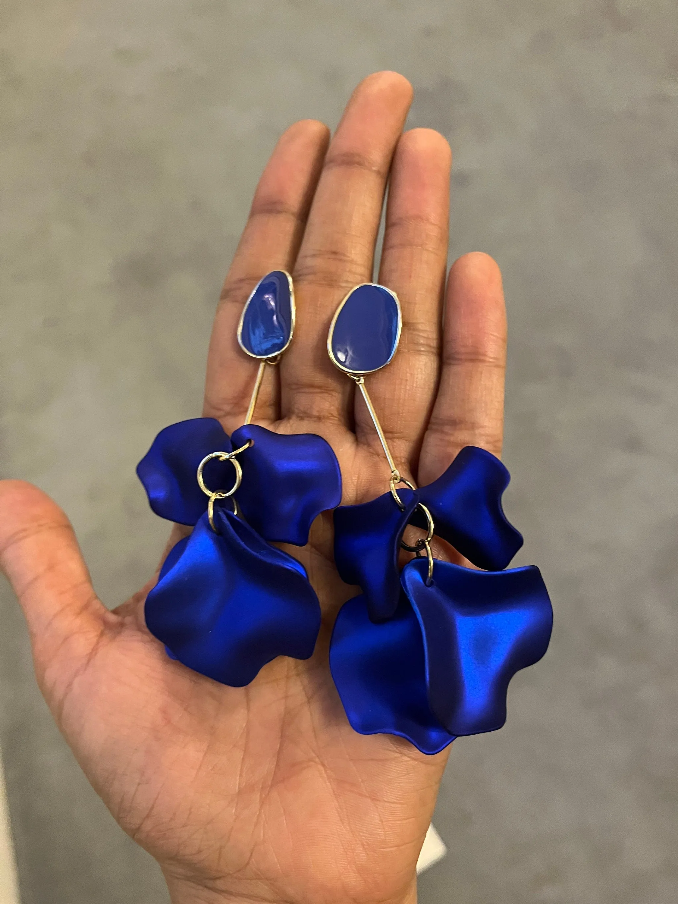 Royal blue earrings , blue petal earrings , blue flower earrings , long blue earrings , blue wedding earrings , large blue earrings