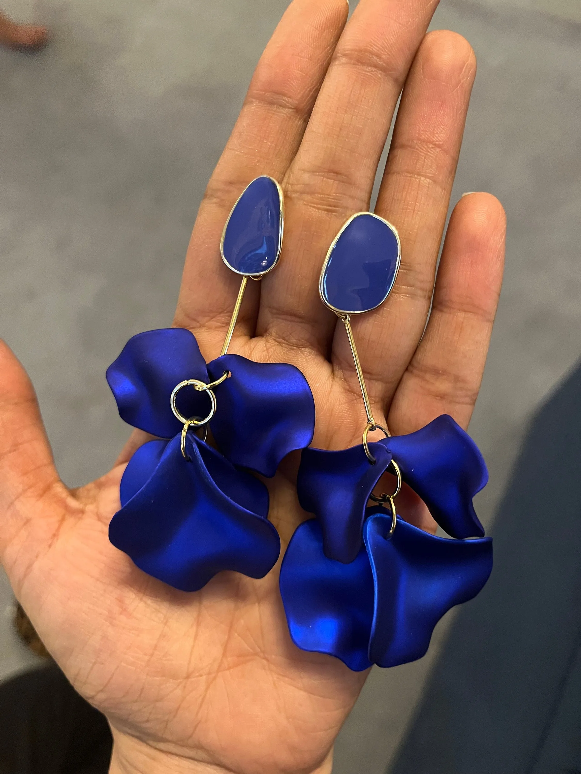 Royal blue earrings , blue petal earrings , blue flower earrings , long blue earrings , blue wedding earrings , large blue earrings