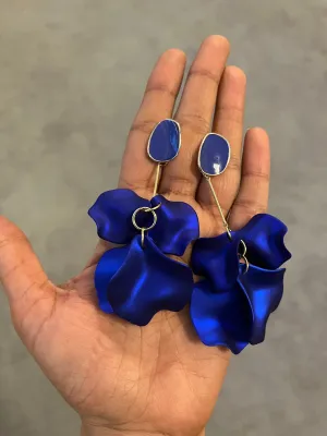 Royal blue earrings , blue petal earrings , blue flower earrings , long blue earrings , blue wedding earrings , large blue earrings