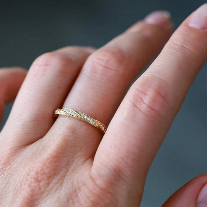 Sethi Couture 18K Yellow Gold Twine White Diamond Band - Size 6.5