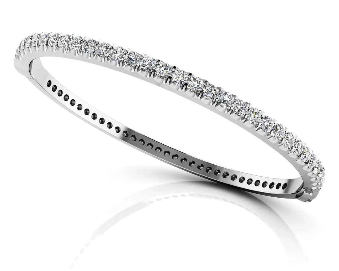 Shared Prong Oval Lab-Grown Diamond Bangle with 5.04 ct.(finished) 4.25mm
