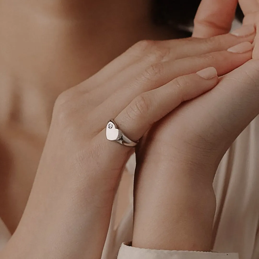 Single Diamond Heart Signet Ring