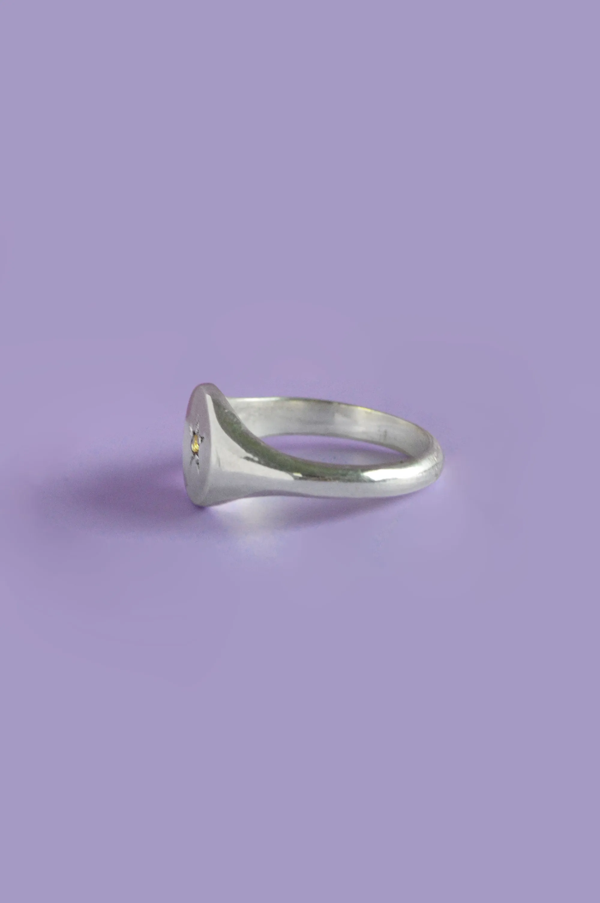 Sol Yellow Sapphire Signet