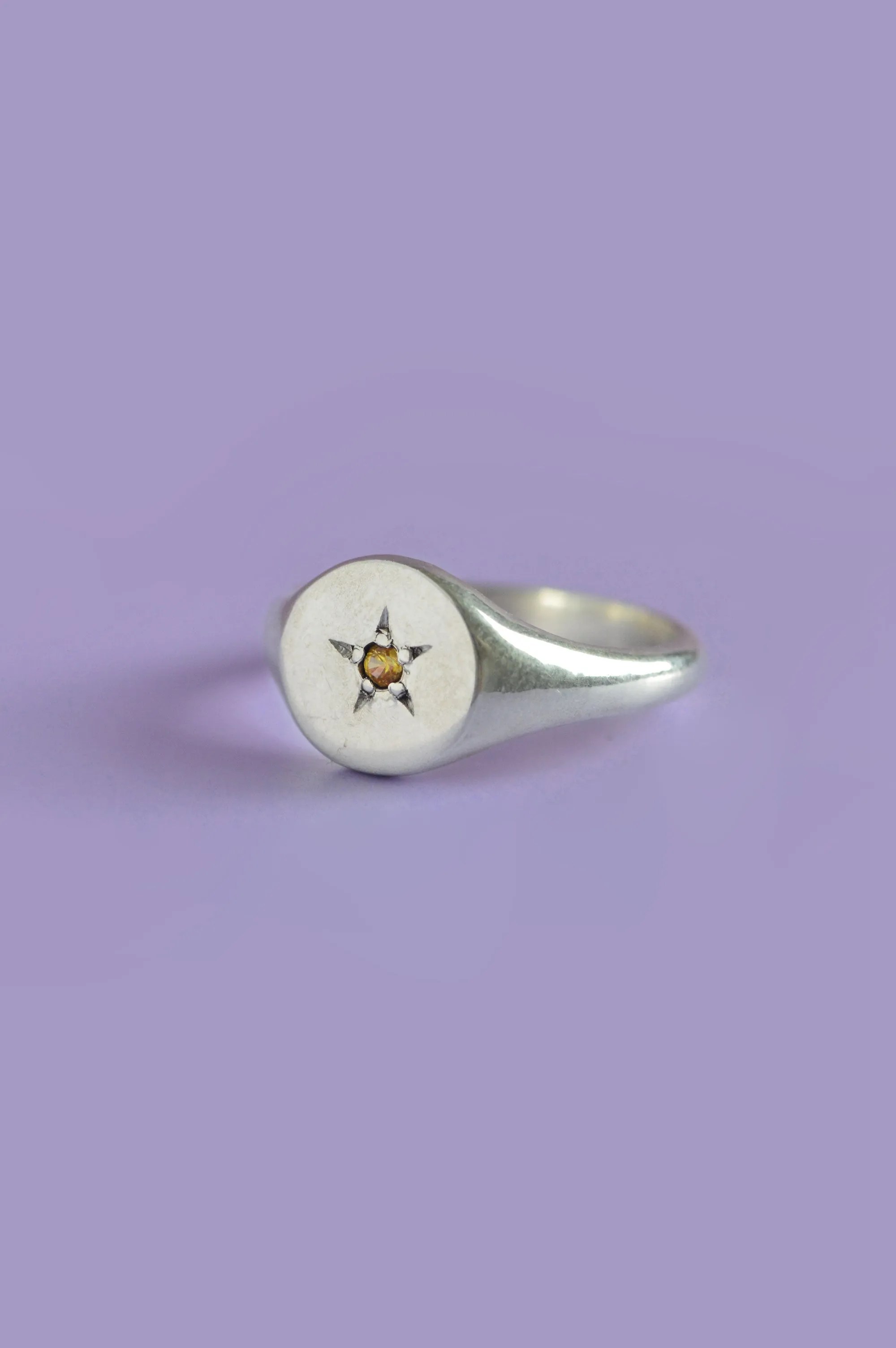 Sol Yellow Sapphire Signet