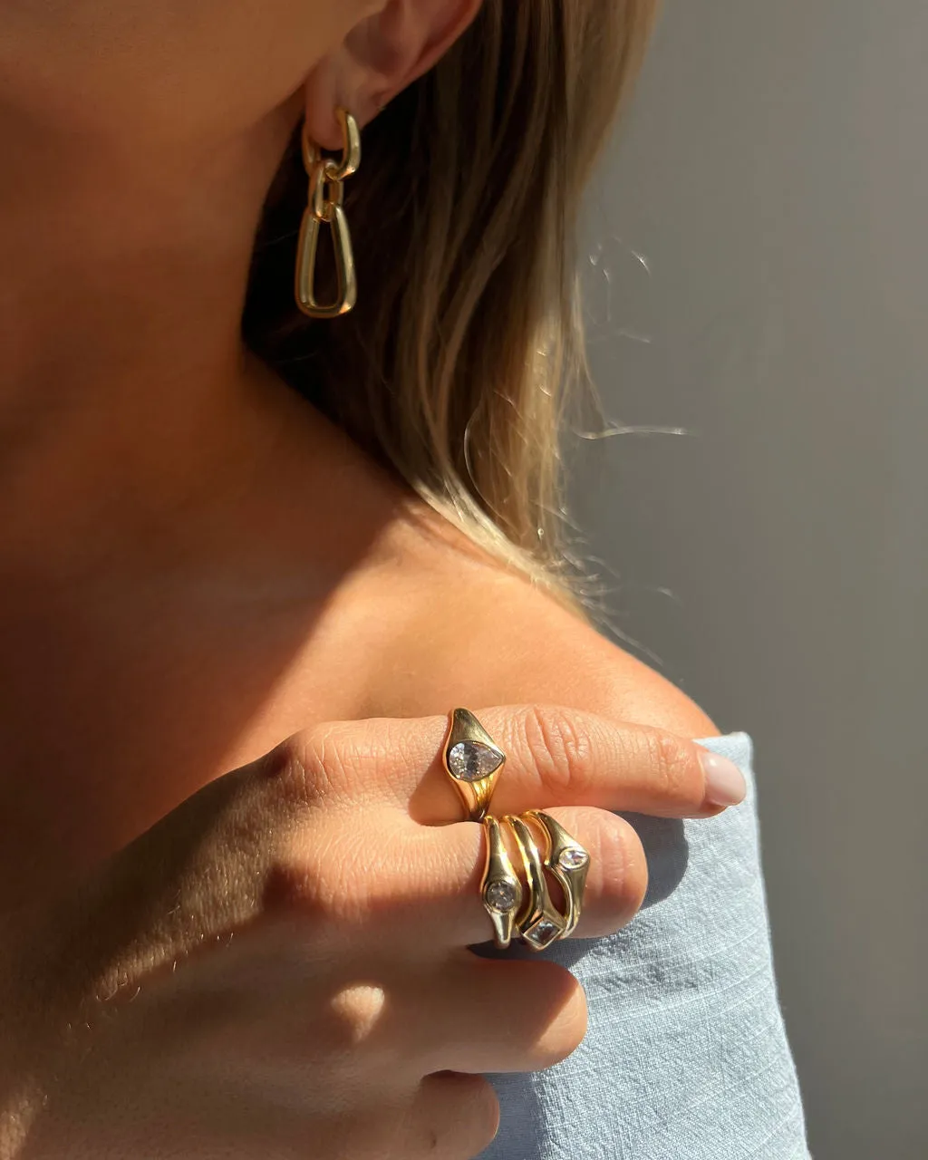 The Poire Bezel Ring