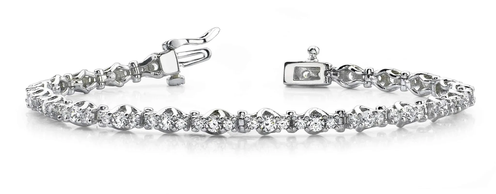 Triple Diamond Link Diamond Bracelet with 2.07 ct.(finished) 1.5mm, 2.25mm