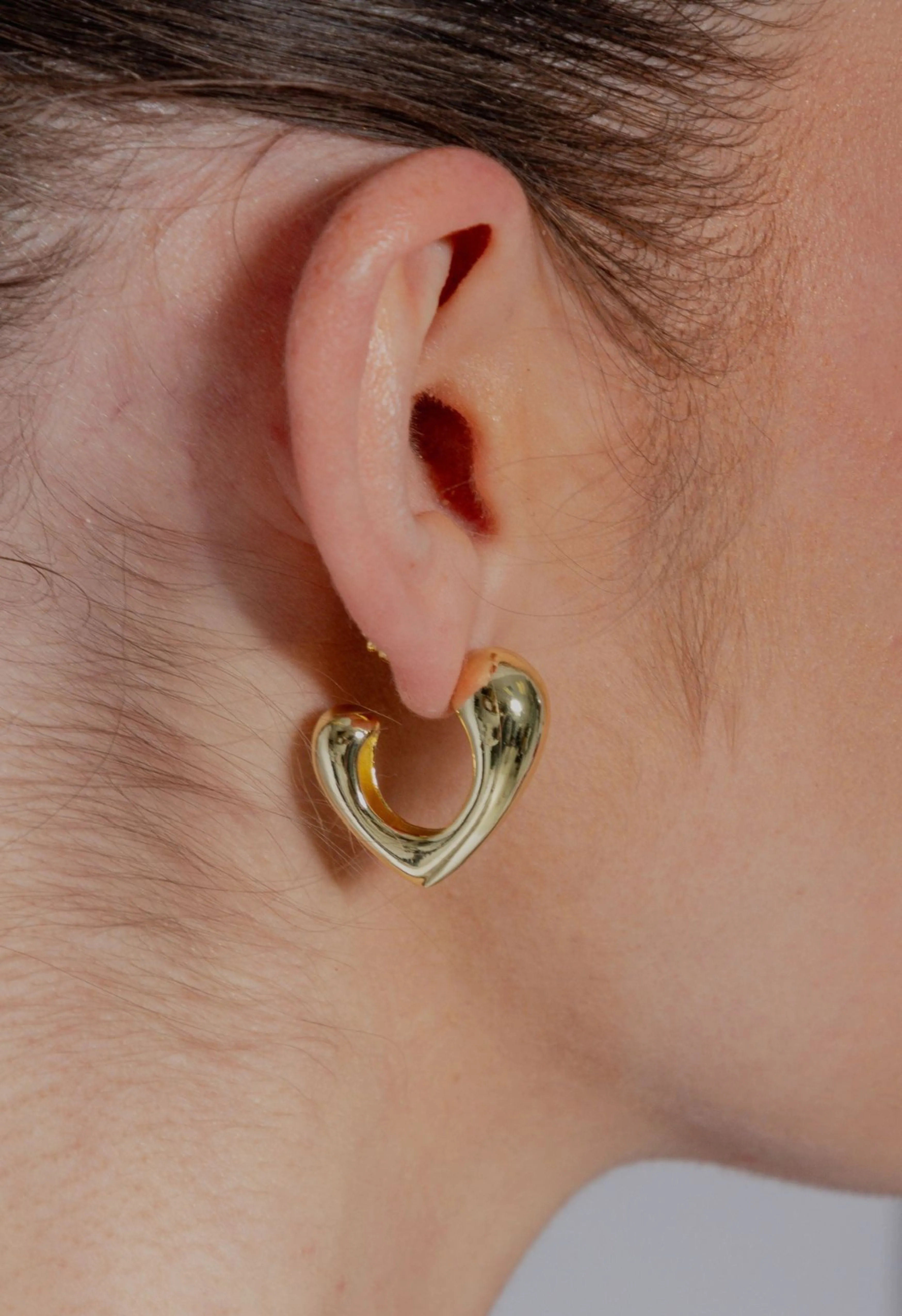Valentine Earrings in Gold