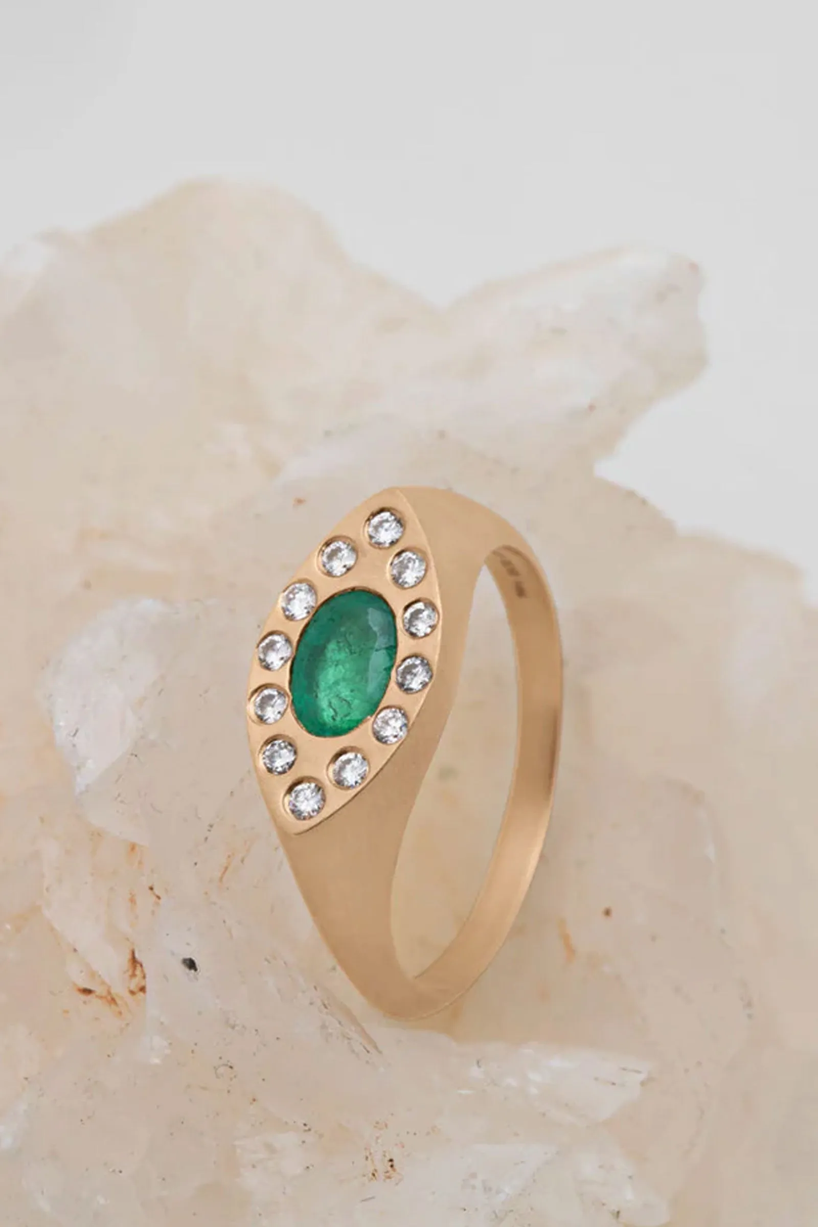 Valley Rose Rhea 14k Gold, Emerald and Diamond Signet Ring