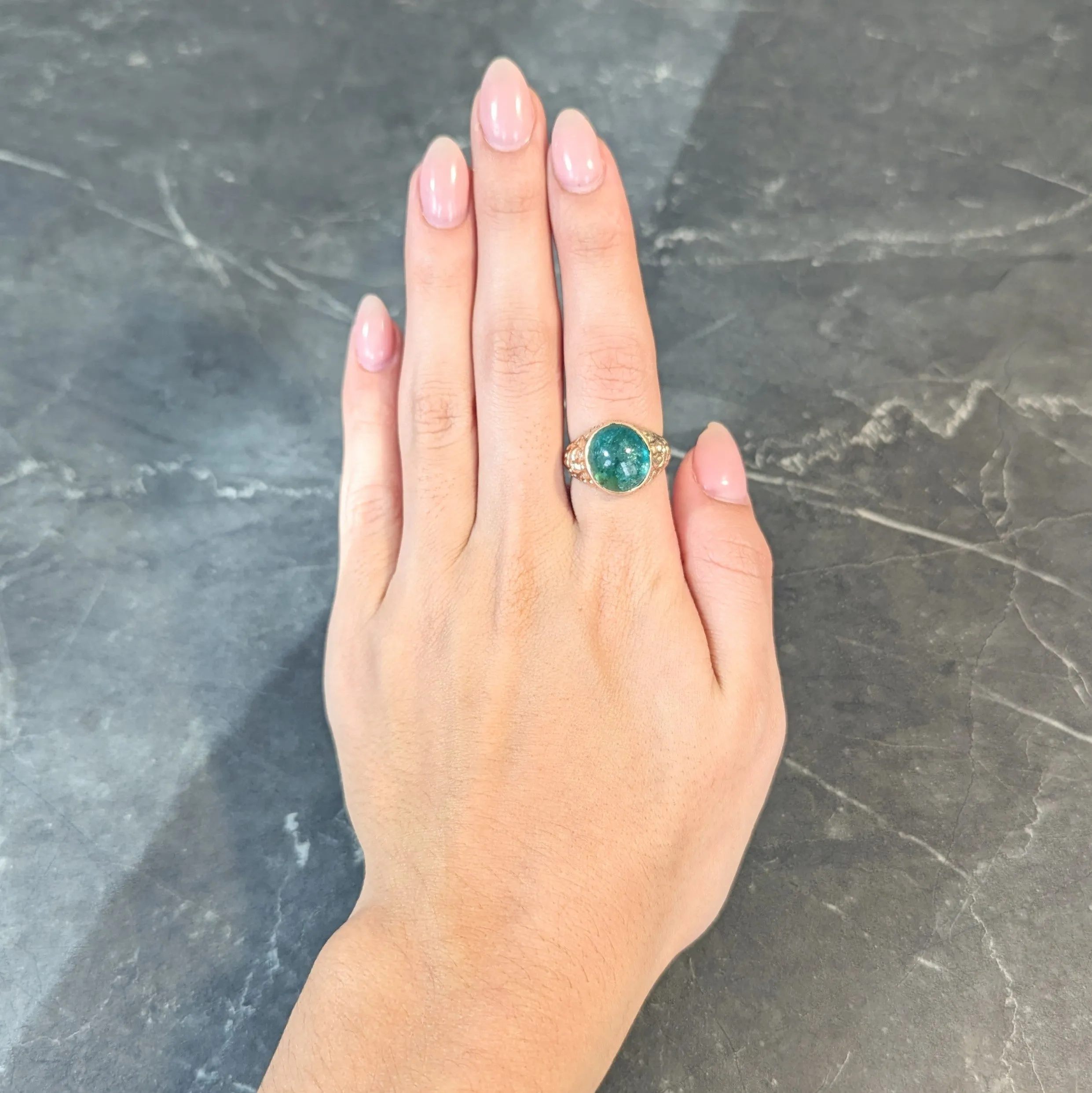 Victorian 10.16 CTW Emerald Cabochon 14 Karat Gold Scroll Antique Signet Ring