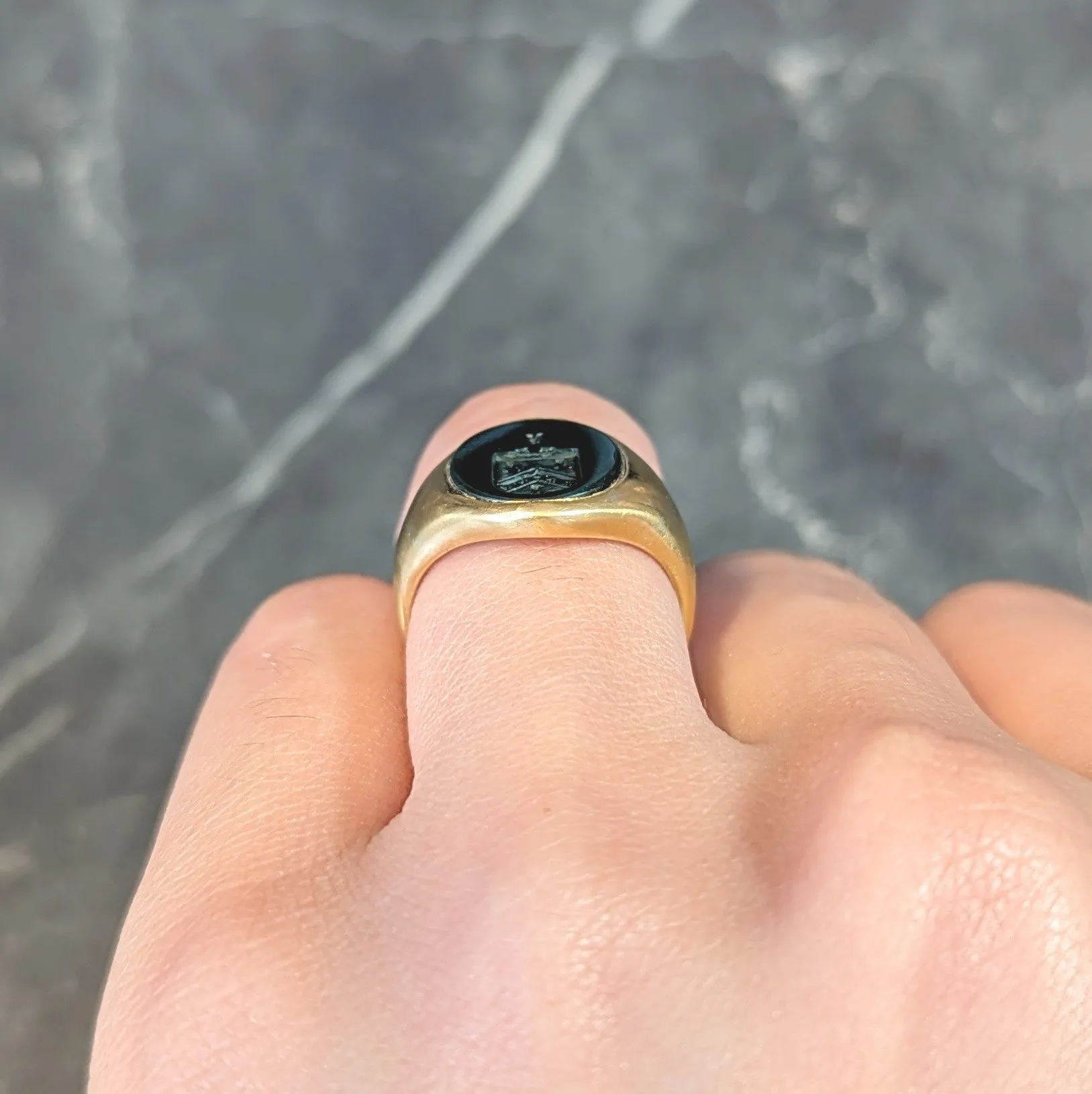 Victorian Bloodstone 18K Yellow Gold Crest Antique Unisex Shield Signet Ring